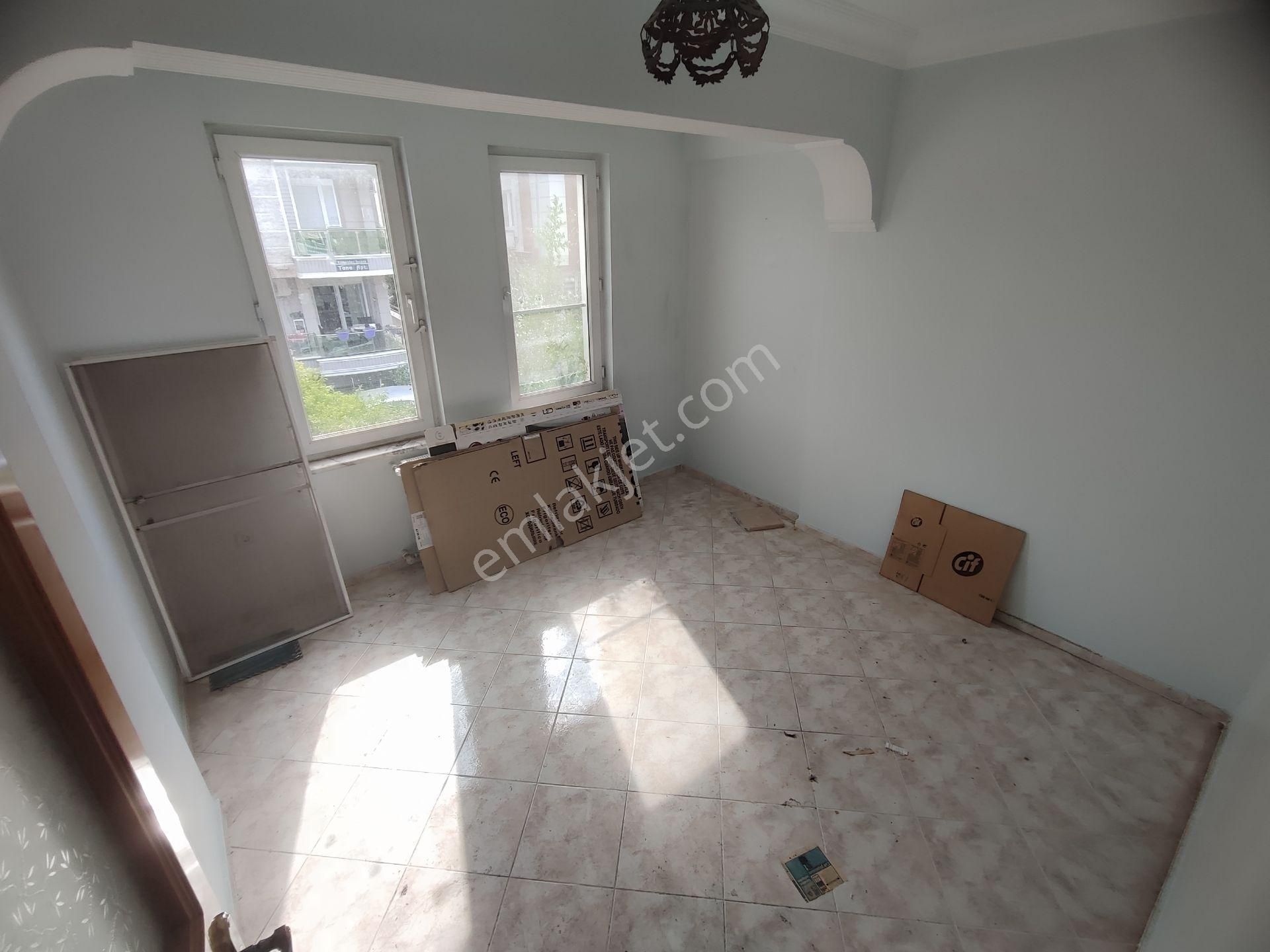 Kardeş'ten Akçayda Denize Yakın Bahçeli & Otoparklı 5+1 Tripleks Villa - Görsel 20