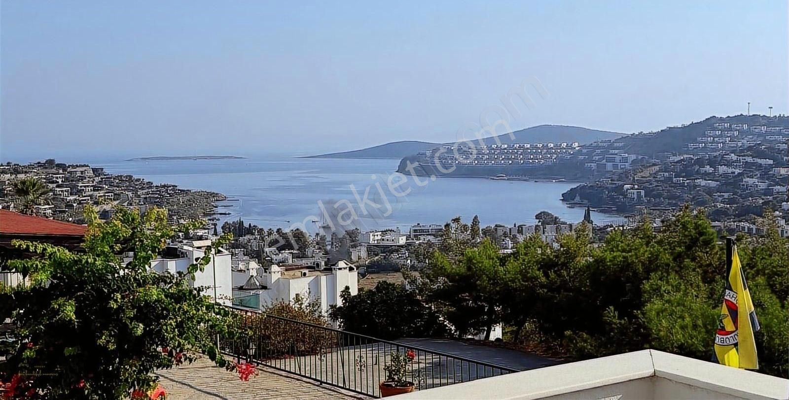 Deniz Manzaralı, Özel Havuzlu, Tam Müstakil Villa