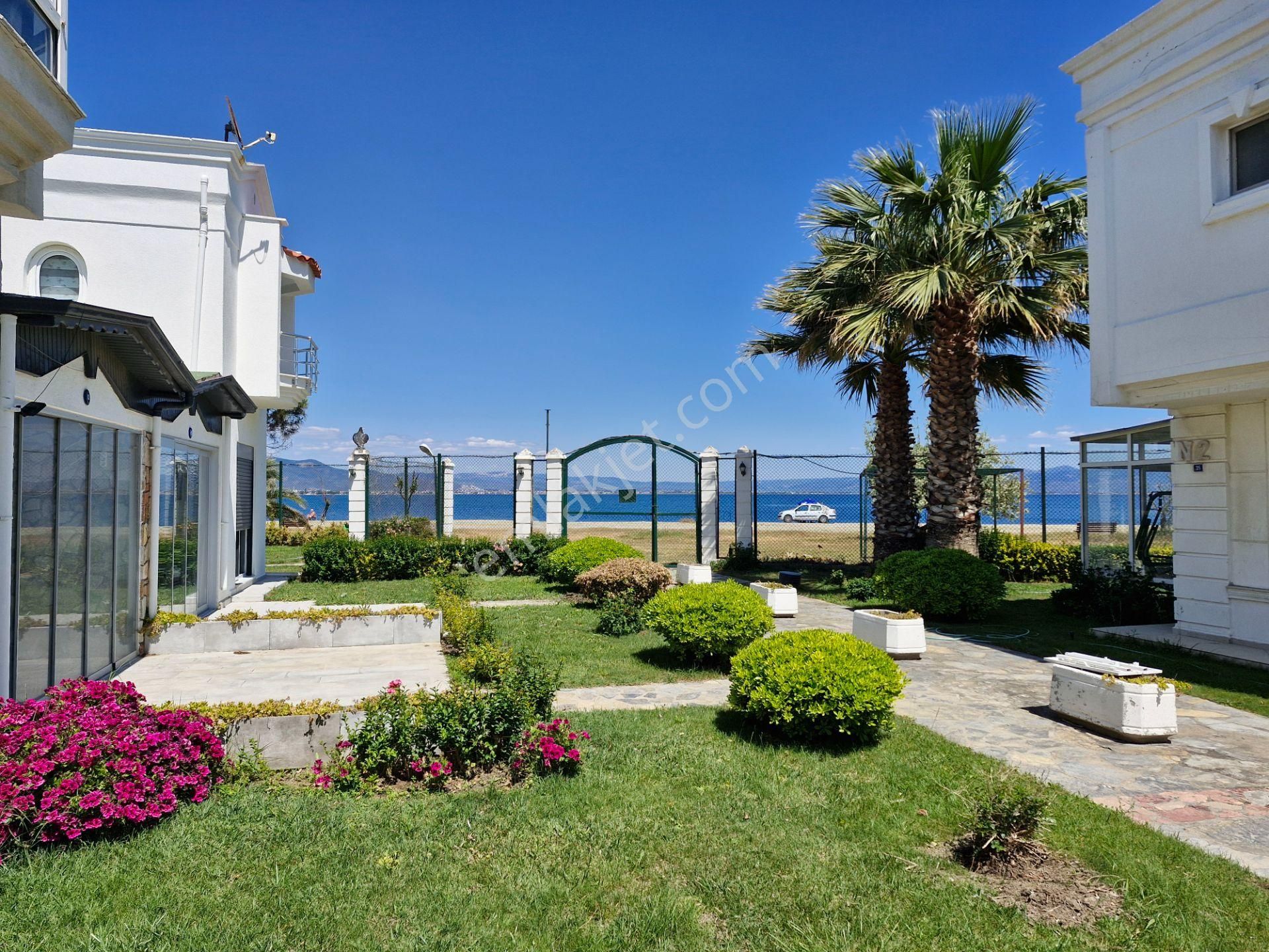 Güre'de Denize Sıfır Havuzlu Sitede Eşyalı Satılık Villa - Görsel 31