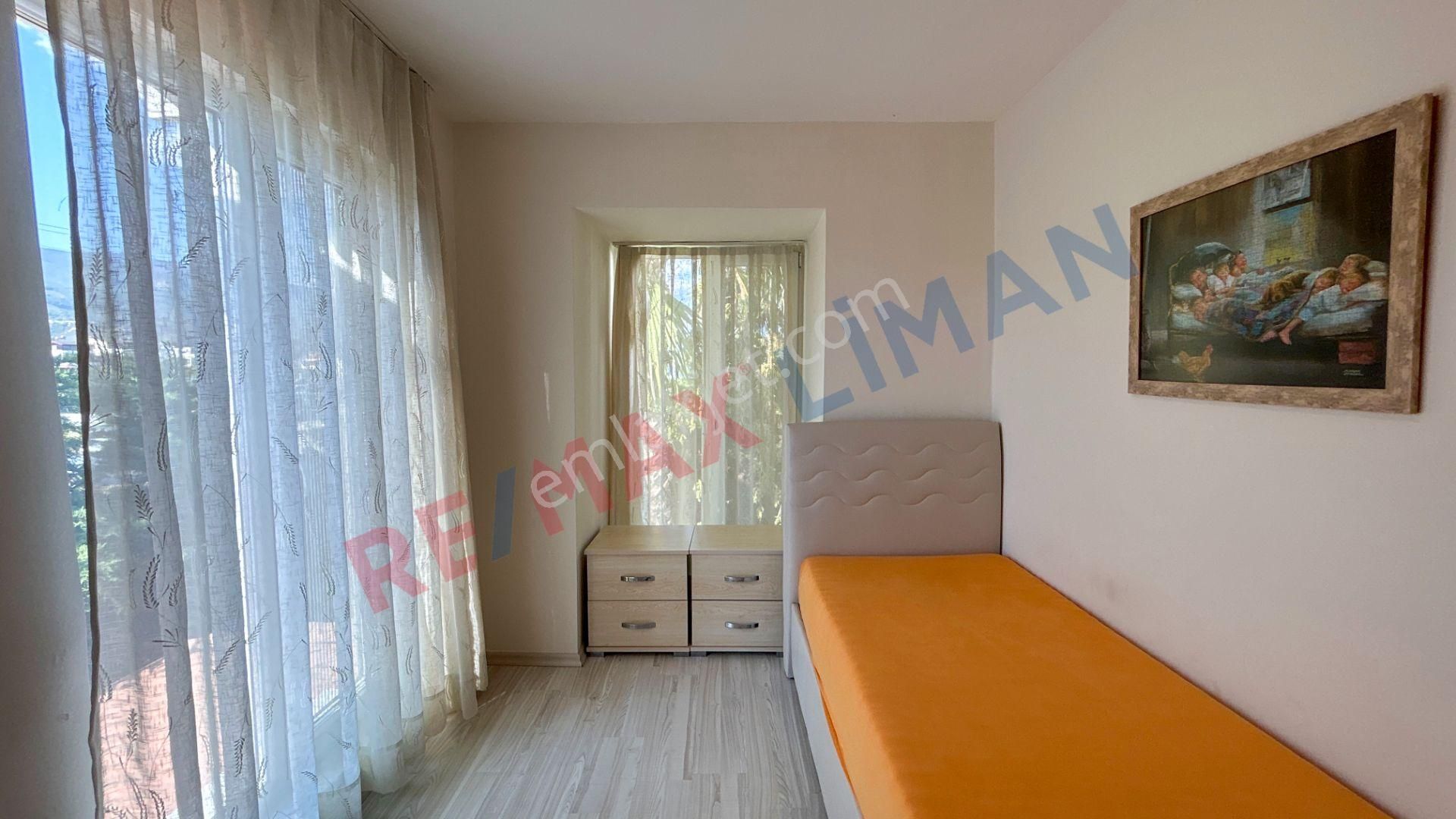 Güre'de Denize Sıfır Havuzlu Sitede Eşyalı Satılık Villa - Görsel 24