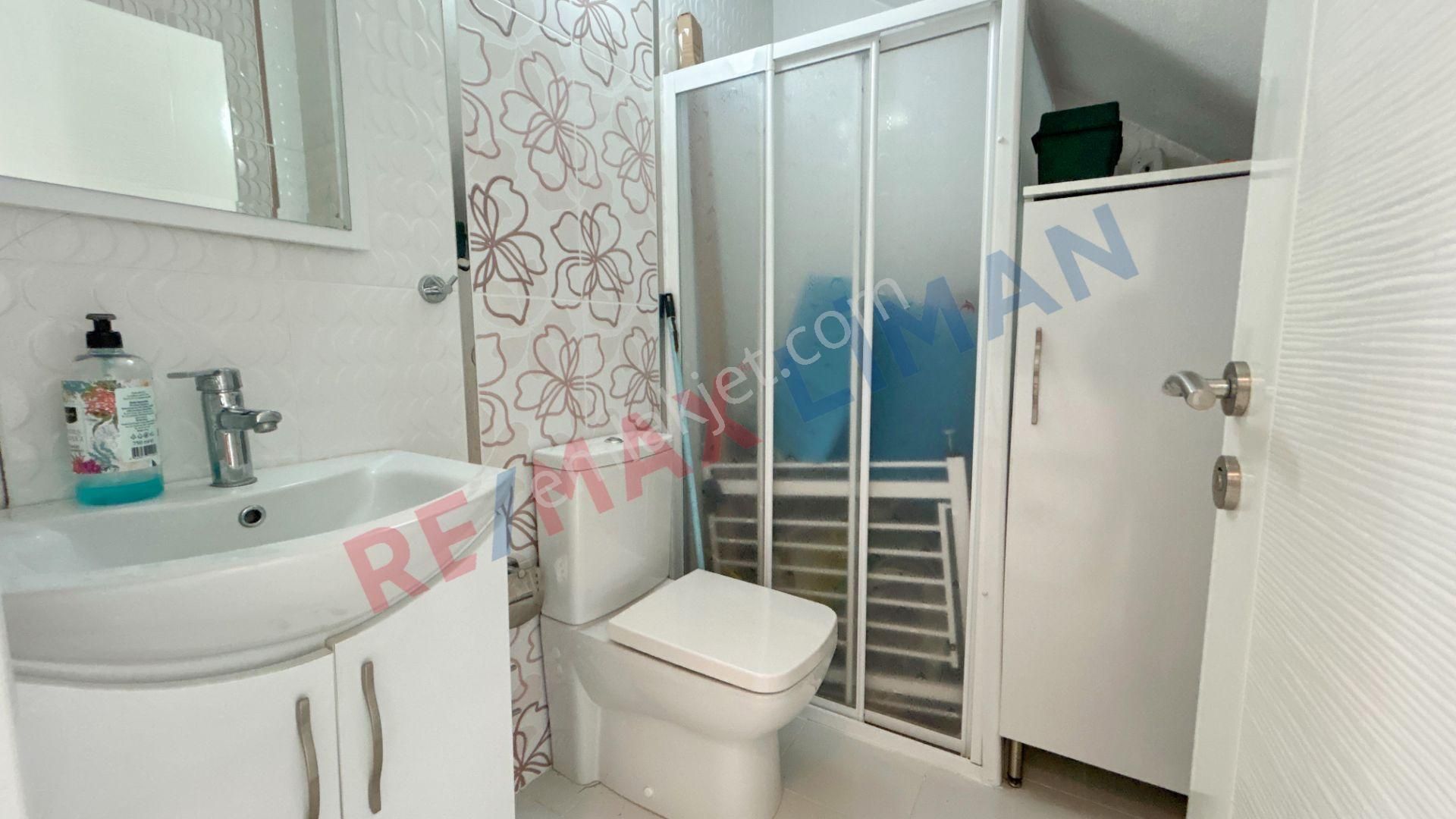 Güre'de Denize Sıfır Havuzlu Sitede Eşyalı Satılık Villa - Görsel 14