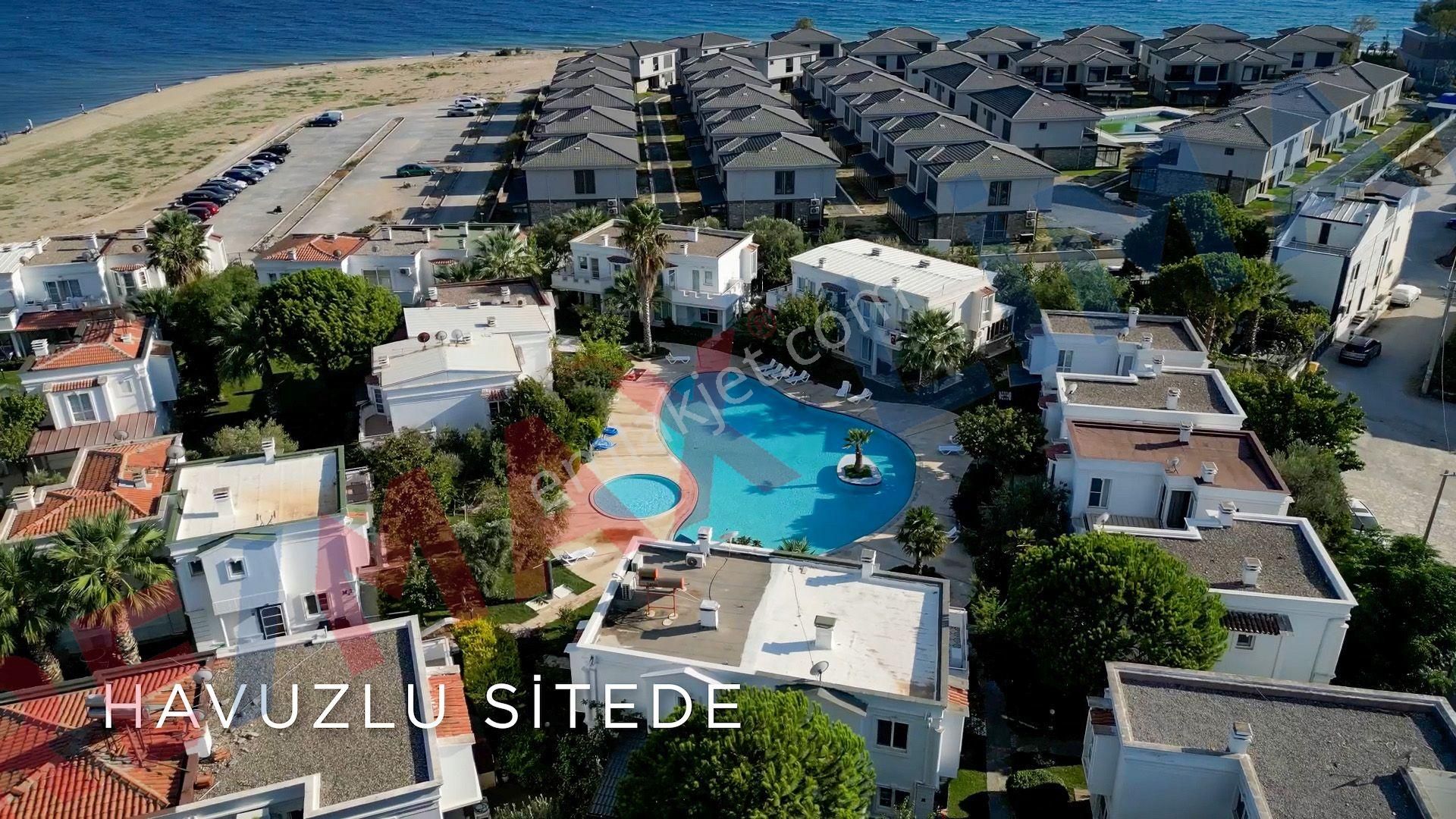 Güre'de Denize Sıfır Havuzlu Sitede Eşyalı Satılık Villa - Görsel 35