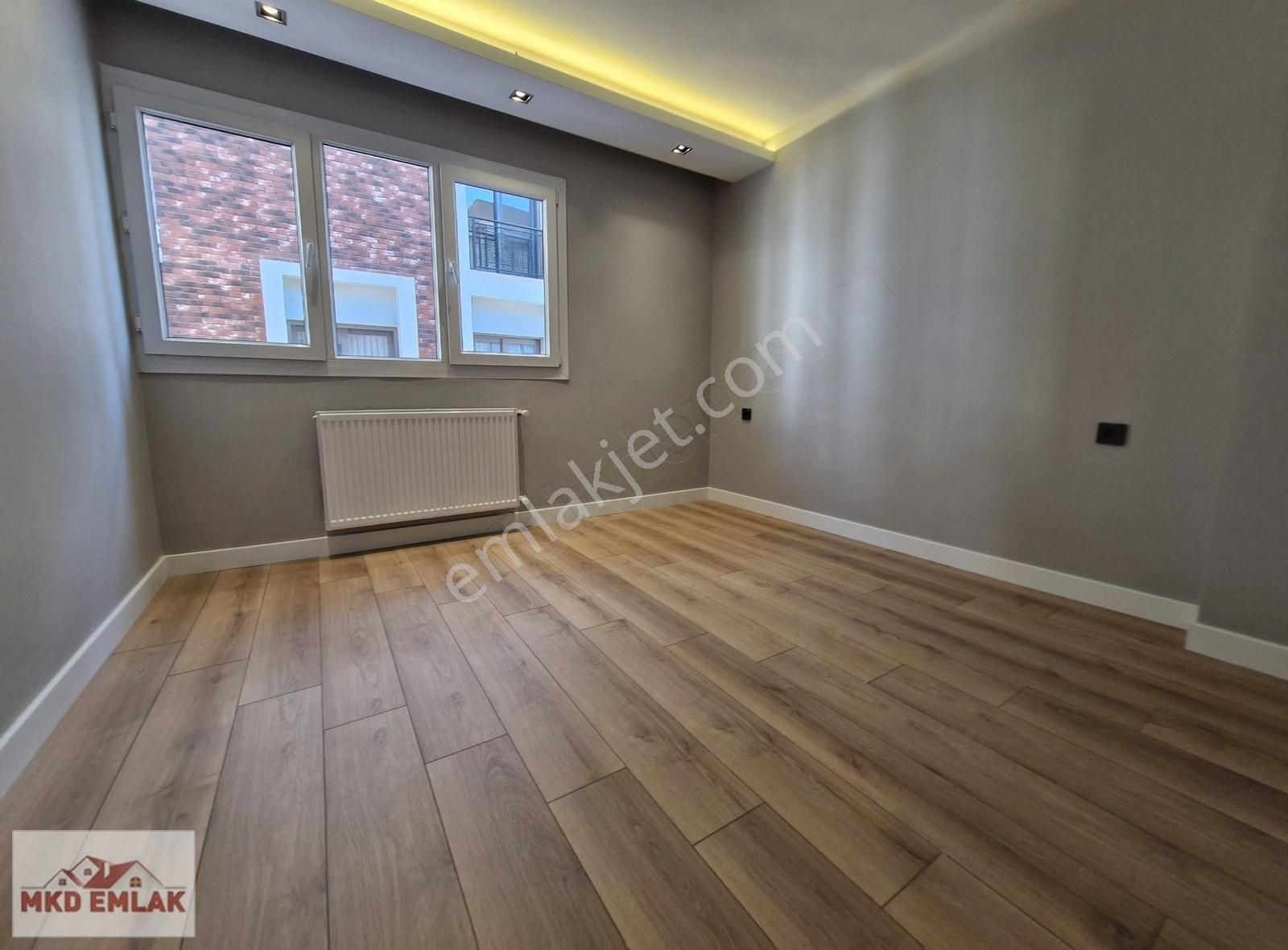 Bostanlı Da Asansörlü Ful Tadilatlı Arakat Mkd Emlak Tan - Görsel 6