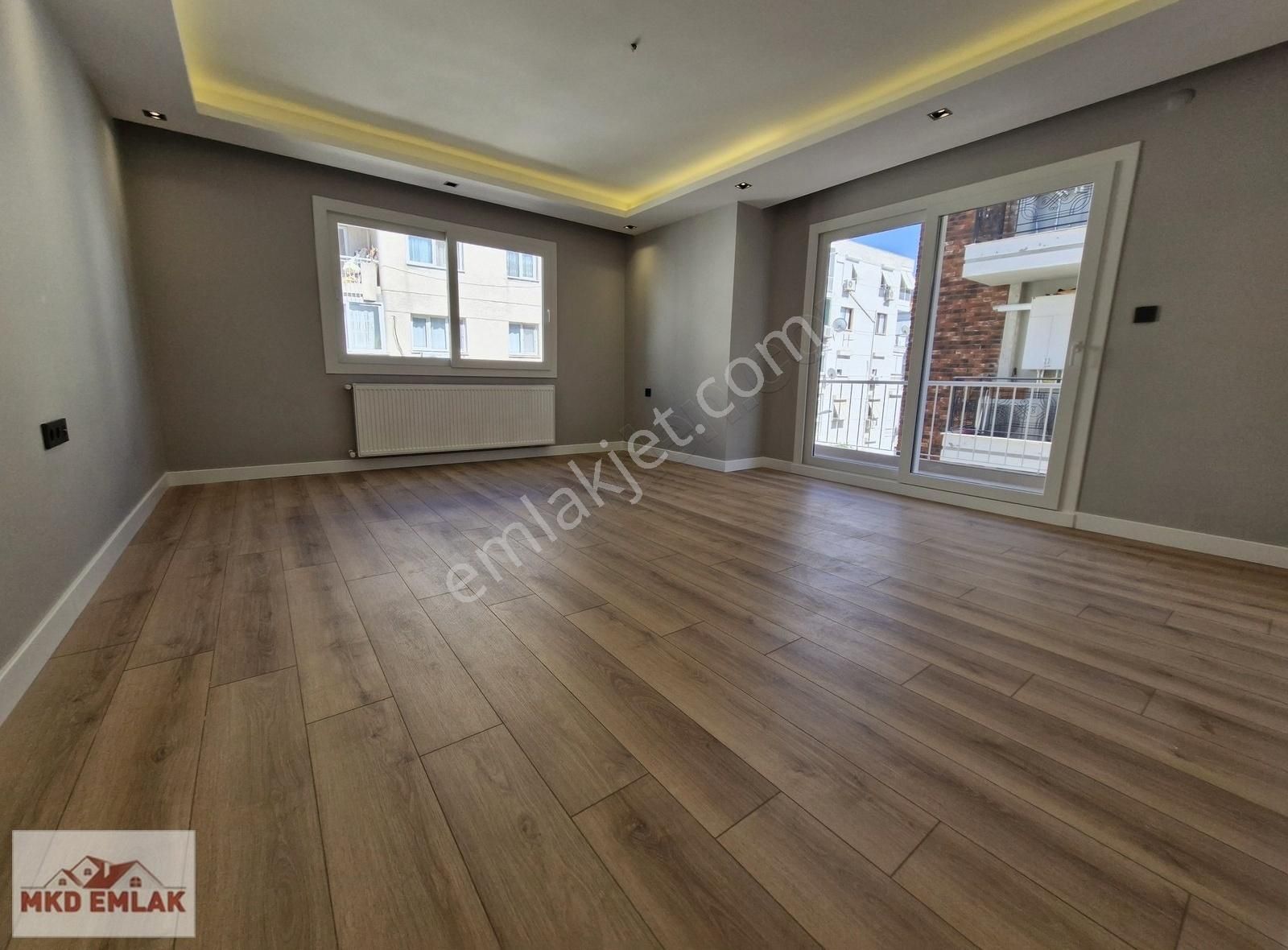 Bostanlı Da Asansörlü Ful Tadilatlı Arakat Mkd Emlak Tan - Görsel 26