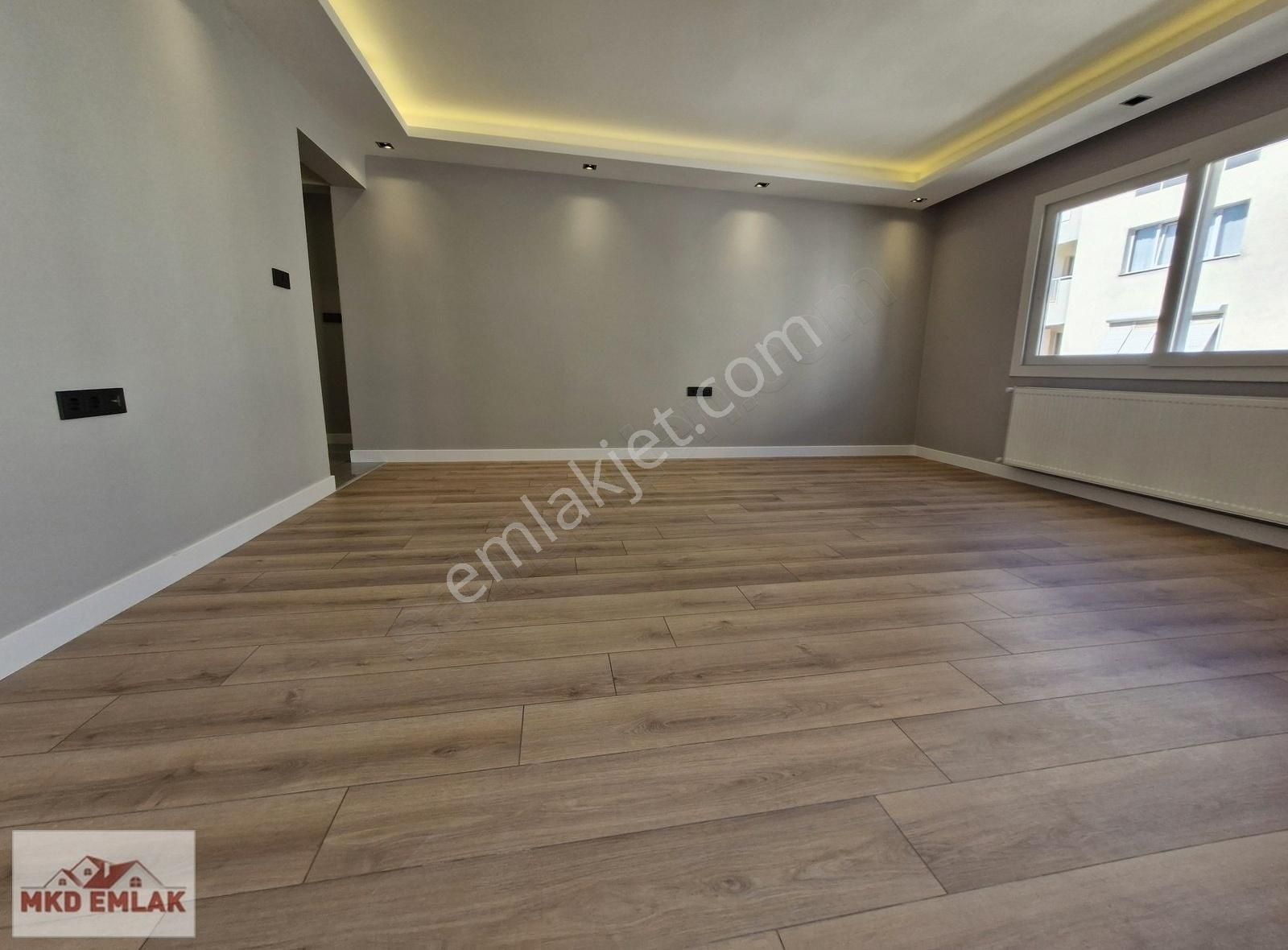 Bostanlı Da Asansörlü Ful Tadilatlı Arakat Mkd Emlak Tan - Görsel 21