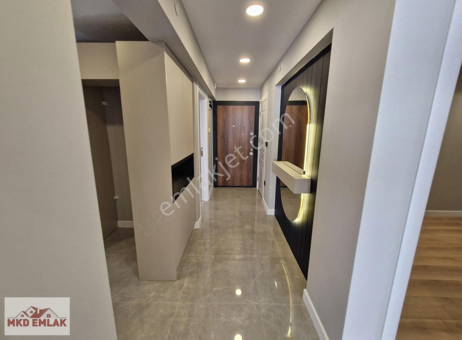 Bostanlı Da Asansörlü Ful Tadilatlı Arakat Mkd Emlak Tan - Görsel 10