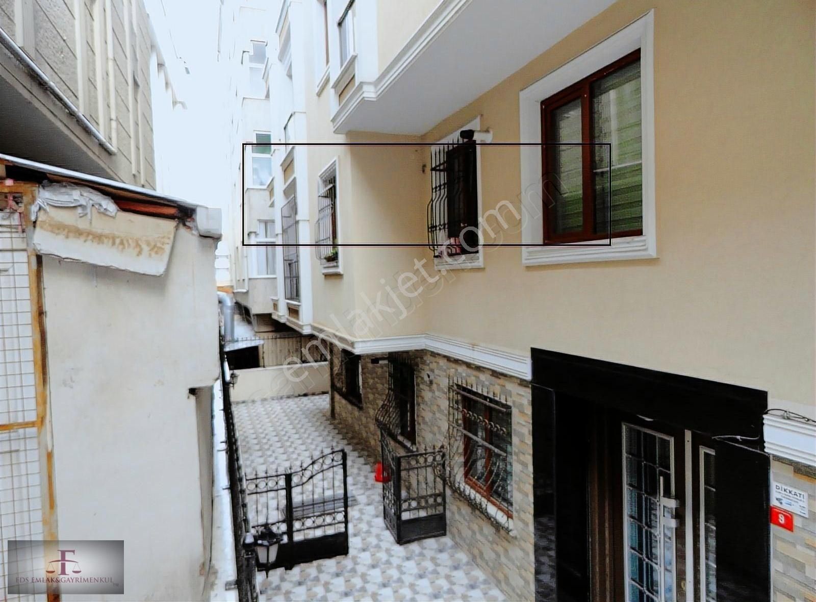 B.evler Y.bosna Merkez Mah Satılık 2+1 Otoparklı Düz Giriş Daire - Görsel 2