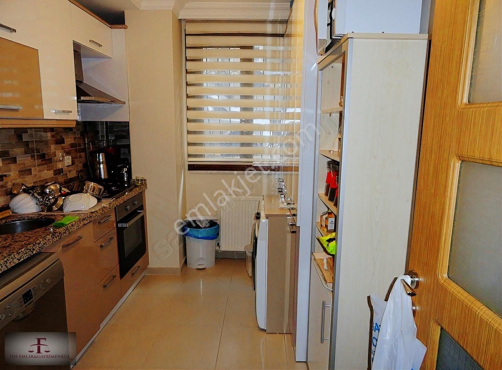 B.evler Y.bosna Merkez Mah Satılık 2+1 Otoparklı Düz Giriş Daire - Görsel 9