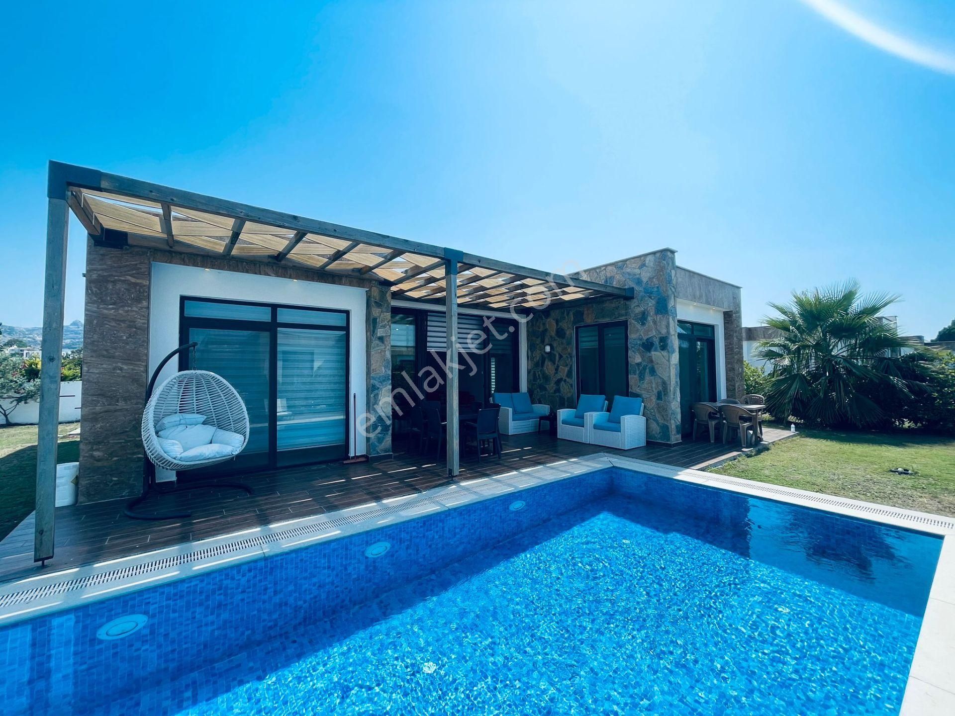 Yalıkavak Merkez'de Müstakil Havuzlu Satılık Sıfır Villa