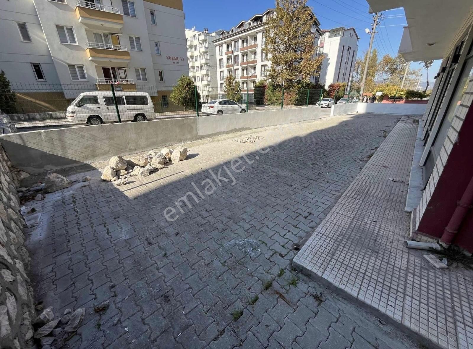 Acil Satılık Kira Getirili Yatırımlık Dükkan - Görsel 5