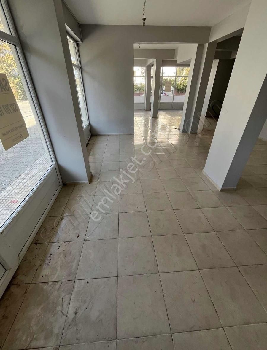 Acil Satılık Kira Getirili Yatırımlık Dükkan - Görsel 11