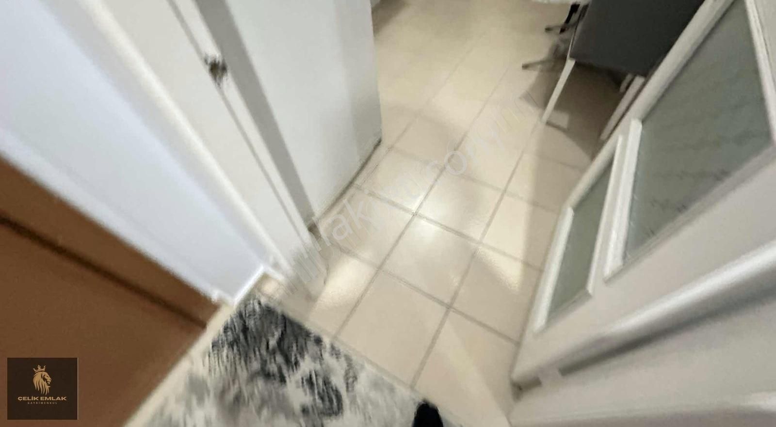 Çarşı İçi İskanlı 160m2 İki Daire Tek Fiyat - Görsel 12