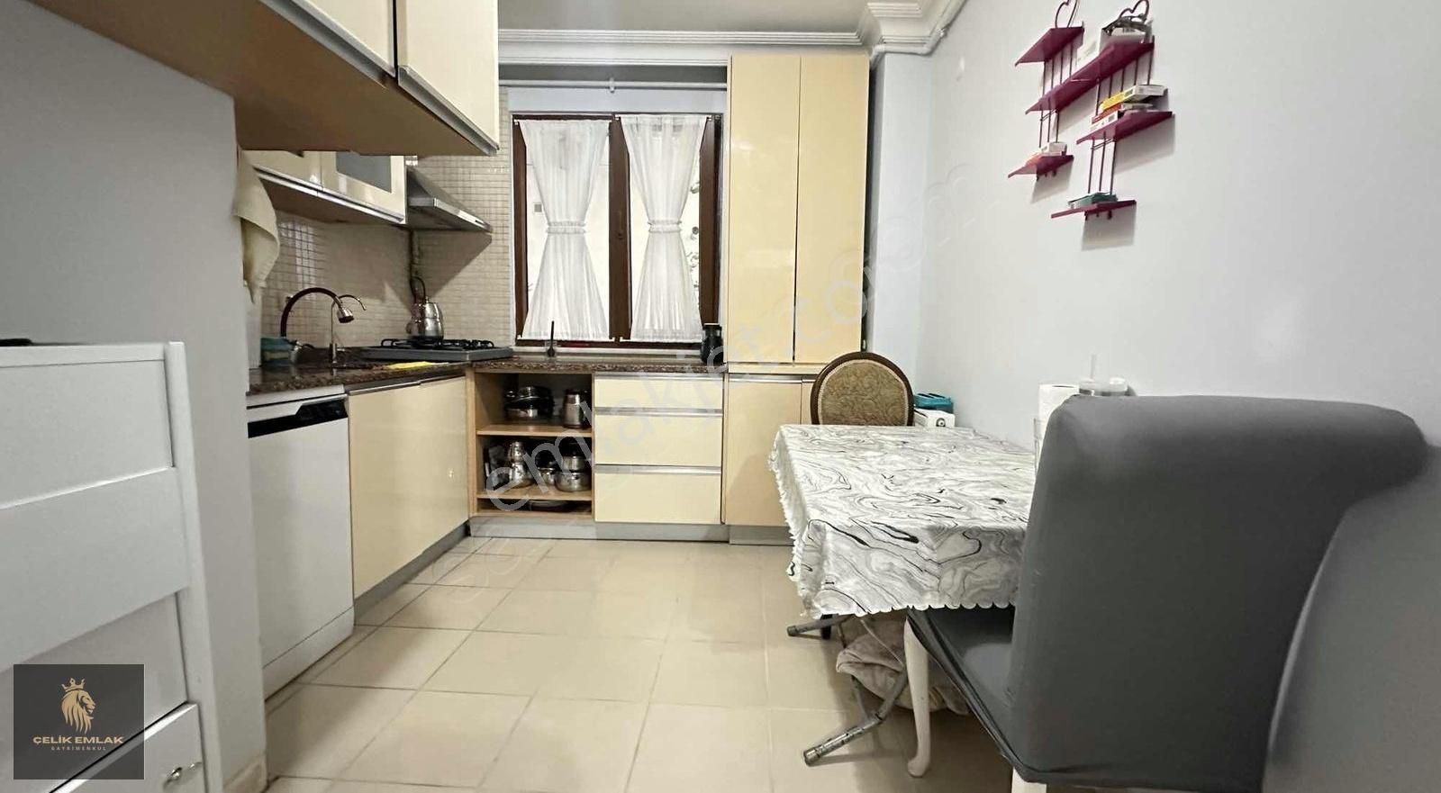 Çarşı İçi İskanlı 160m2 İki Daire Tek Fiyat - Görsel 15