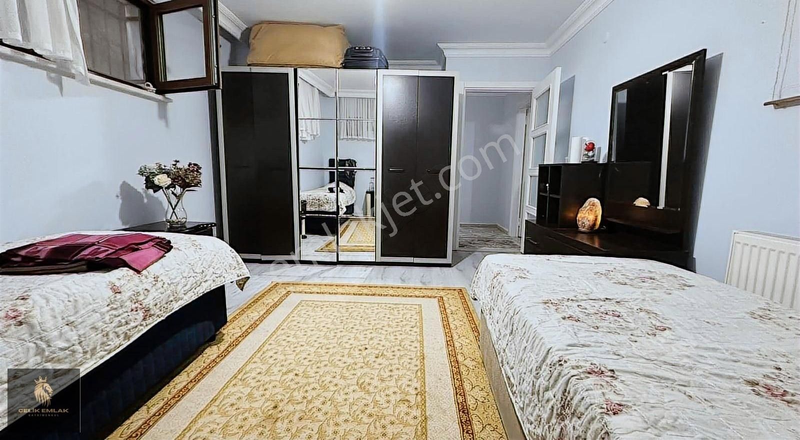 Çarşı İçi İskanlı 160m2 İki Daire Tek Fiyat - Görsel 24