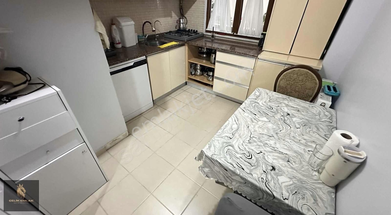 Çarşı İçi İskanlı 160m2 İki Daire Tek Fiyat - Görsel 30