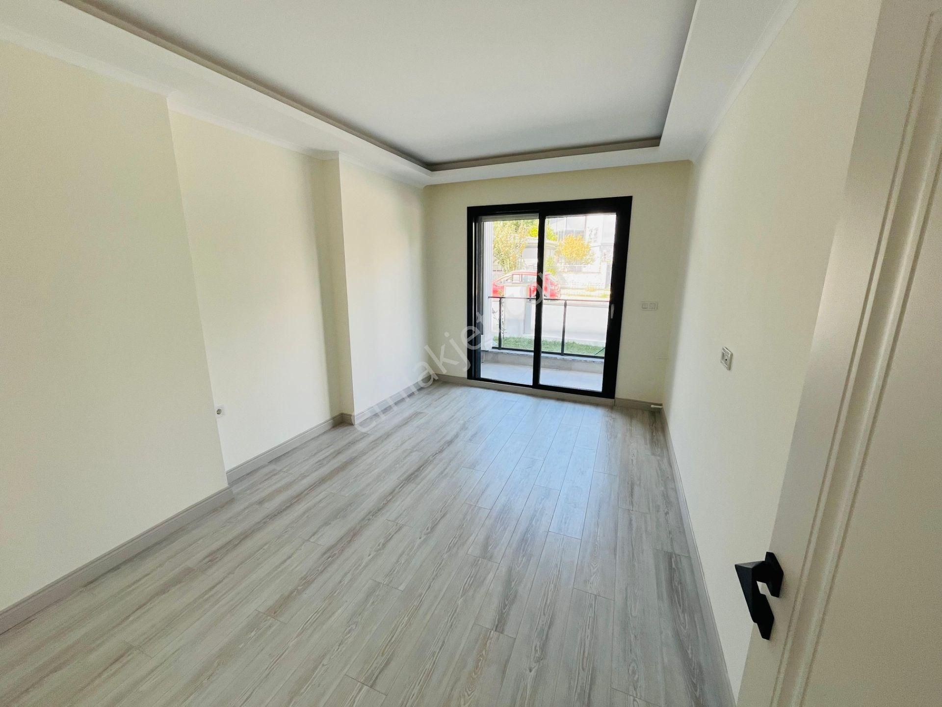 Altınoluk İlkbahar'dan Denize 350m Mesafede Bahçeli Sıfır Lüx 2+1 Daire - Görsel 34