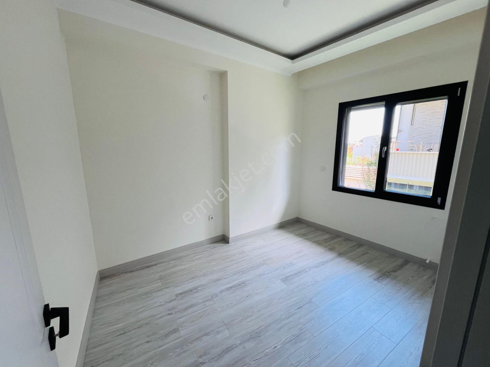Altınoluk İlkbahar'dan Denize 350m Mesafede Bahçeli Sıfır Lüx 2+1 Daire - Görsel 26