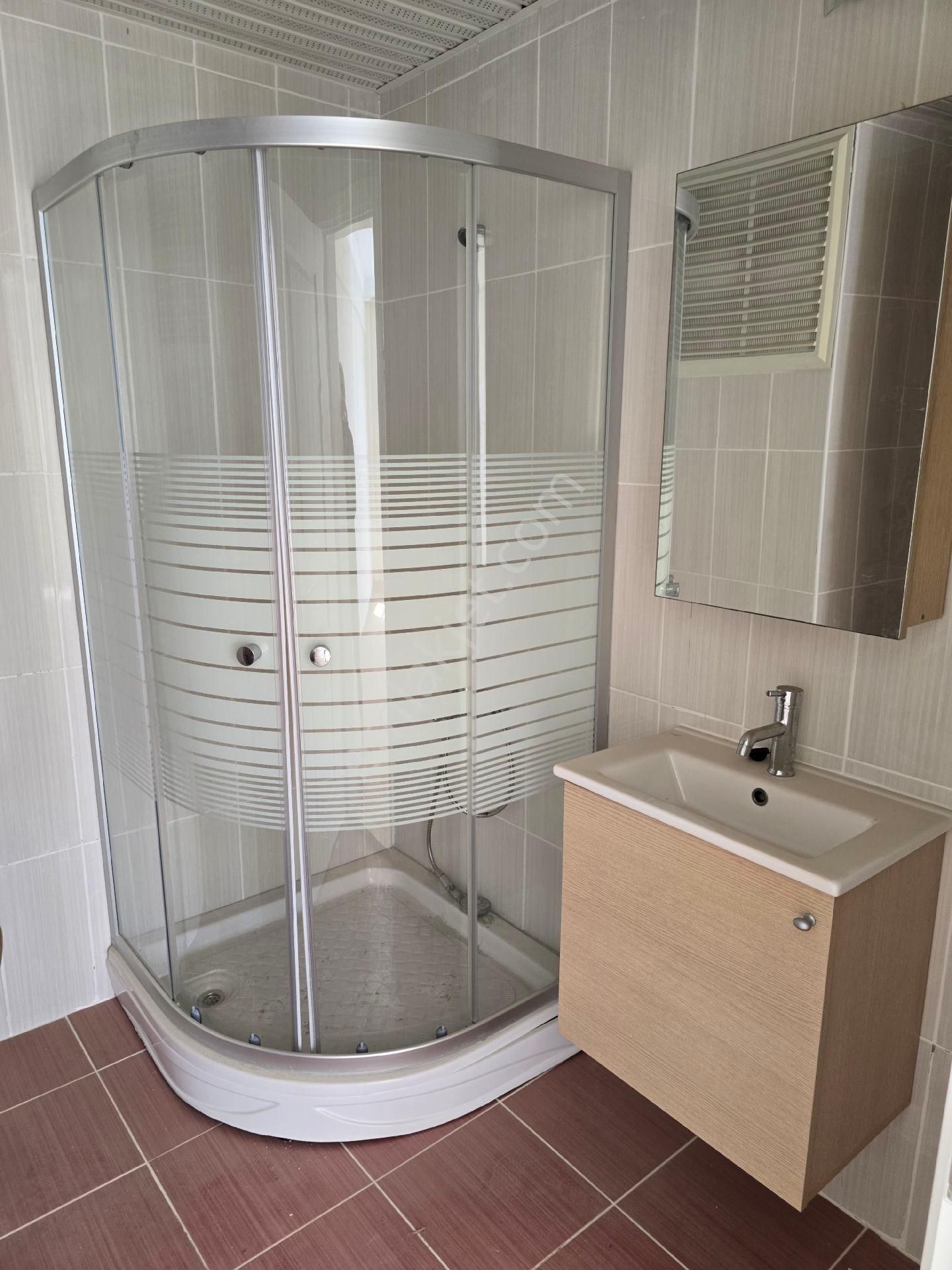 Kuşadası Merkezde Havuzlu Güvenlikli Sitede Arakat Kapalı Mutfaklı 3+1 135m2 Fırsat Daire - Görsel 22