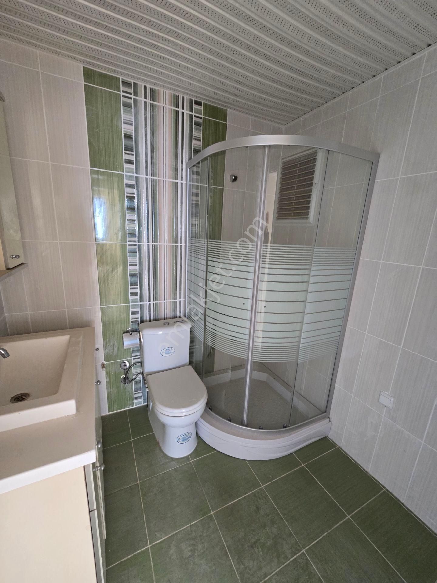 Kuşadası Merkezde Havuzlu Güvenlikli Sitede Arakat Kapalı Mutfaklı 3+1 135m2 Fırsat Daire - Görsel 28