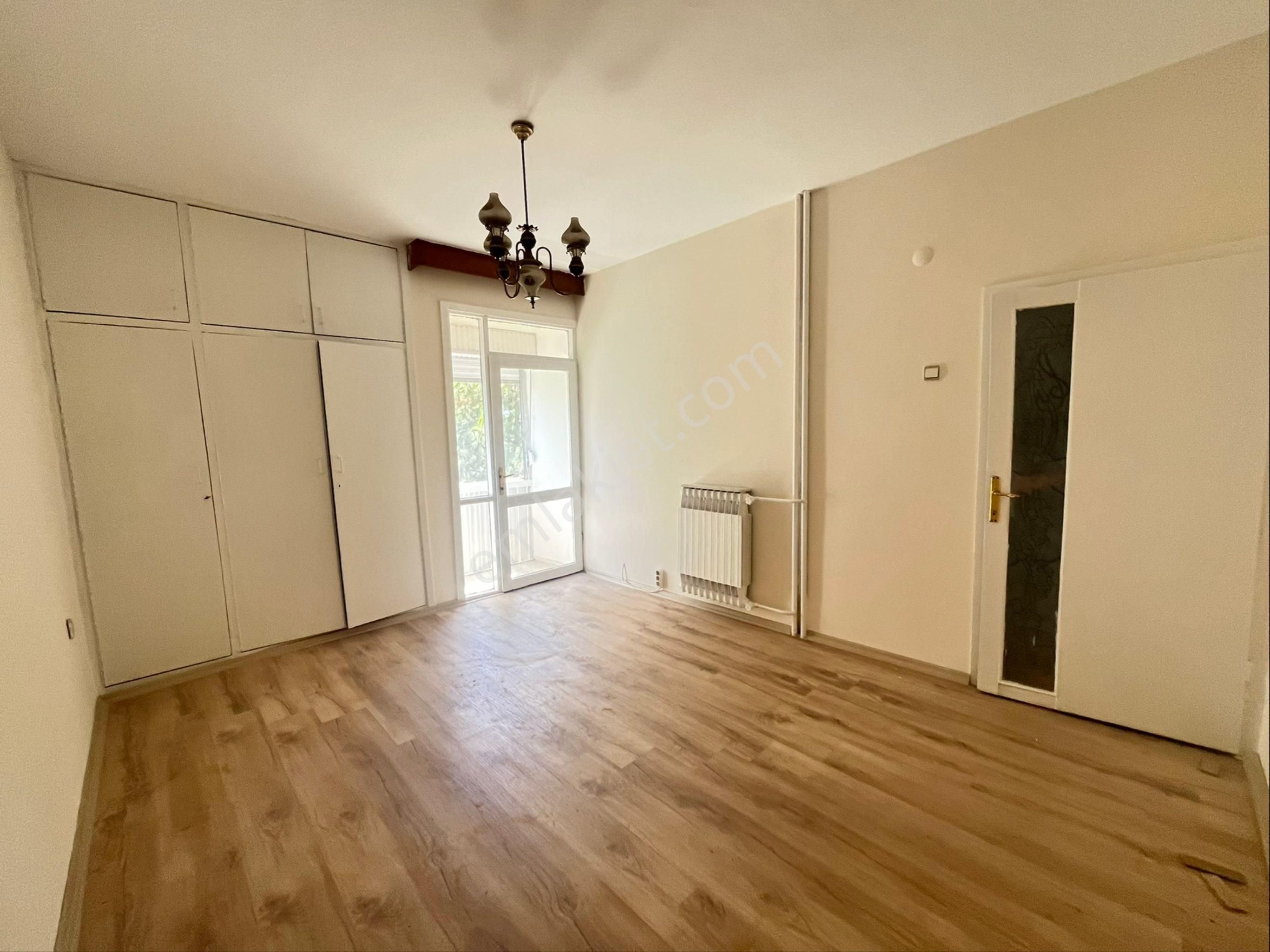 Emlak Bankası Konutlarında Kiralık 3+1 Daire - Görsel 6