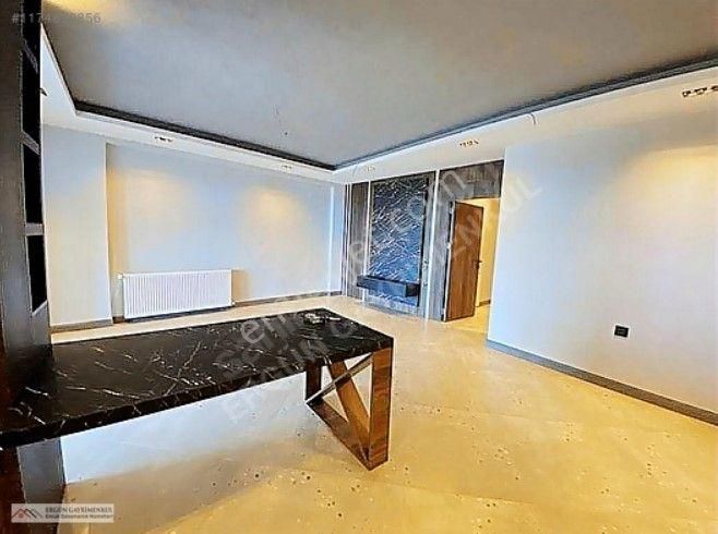 Ergünden İstiklalde Deniz- Havuz-doğalgazlı Kiralık 2+1 Daire - Görsel 2