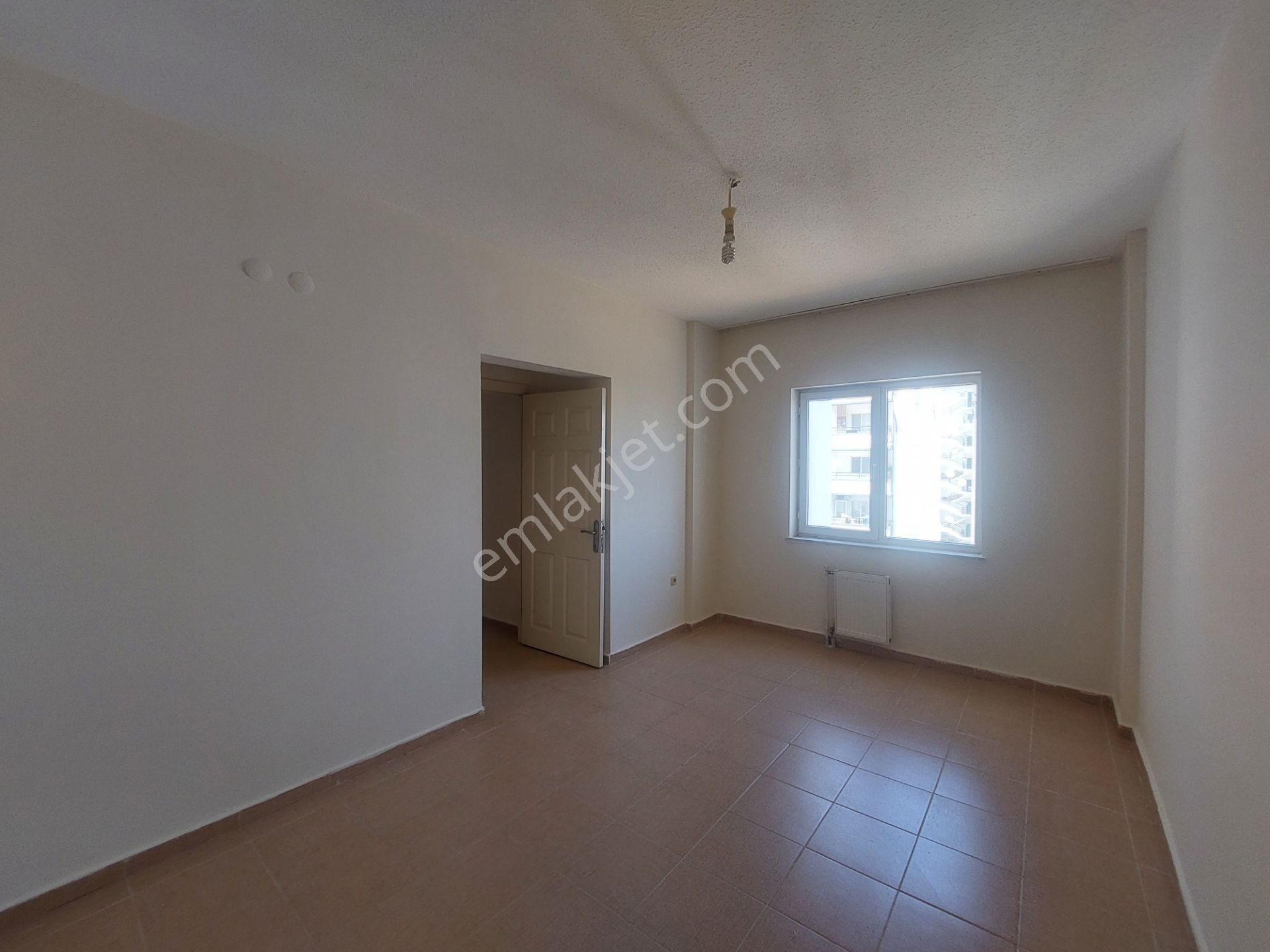 Antalya Döşemelatı Çıplaklı Tokiler'de 3+1 Geniş Doğal Gazlı Kiralık Daire - Görsel 27