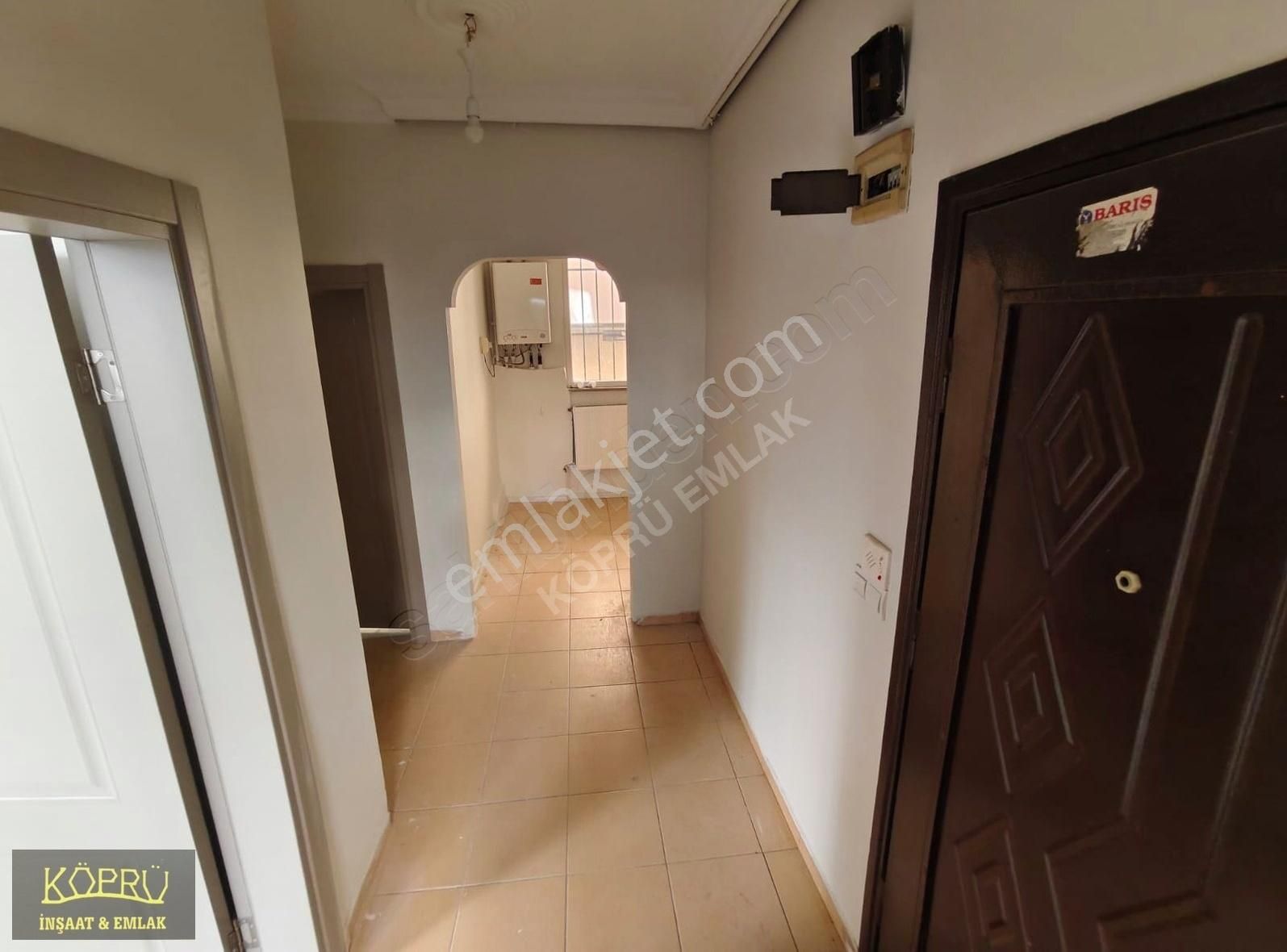 Köprü Emlaktan Gazi Mah'de Satılık 80m2 2+1 Masrafsız Bahçe Katı - Görsel 3