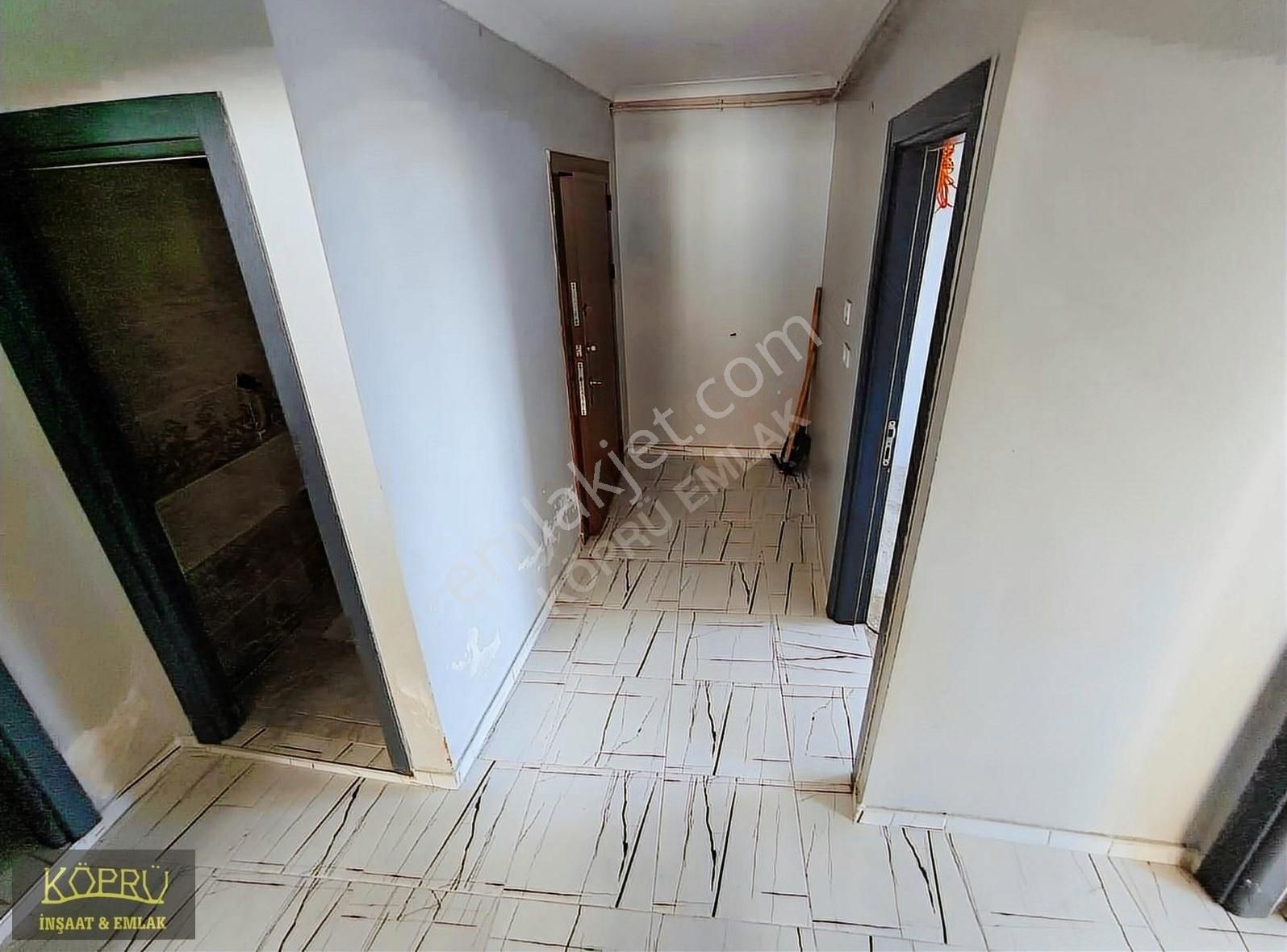 Köprü Emlaktan Yunusemre Mah Asansörlü 190m2 4+2 Dublex - Görsel 28