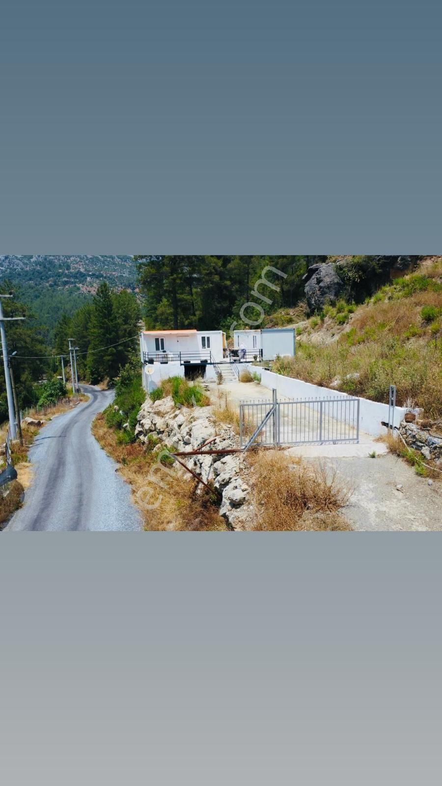 Alanya Dim Bucak Mah. 2.500m² Bahçe 2 Adet Eşyalı Konteyner Ev Acil Satılık - Görsel 3