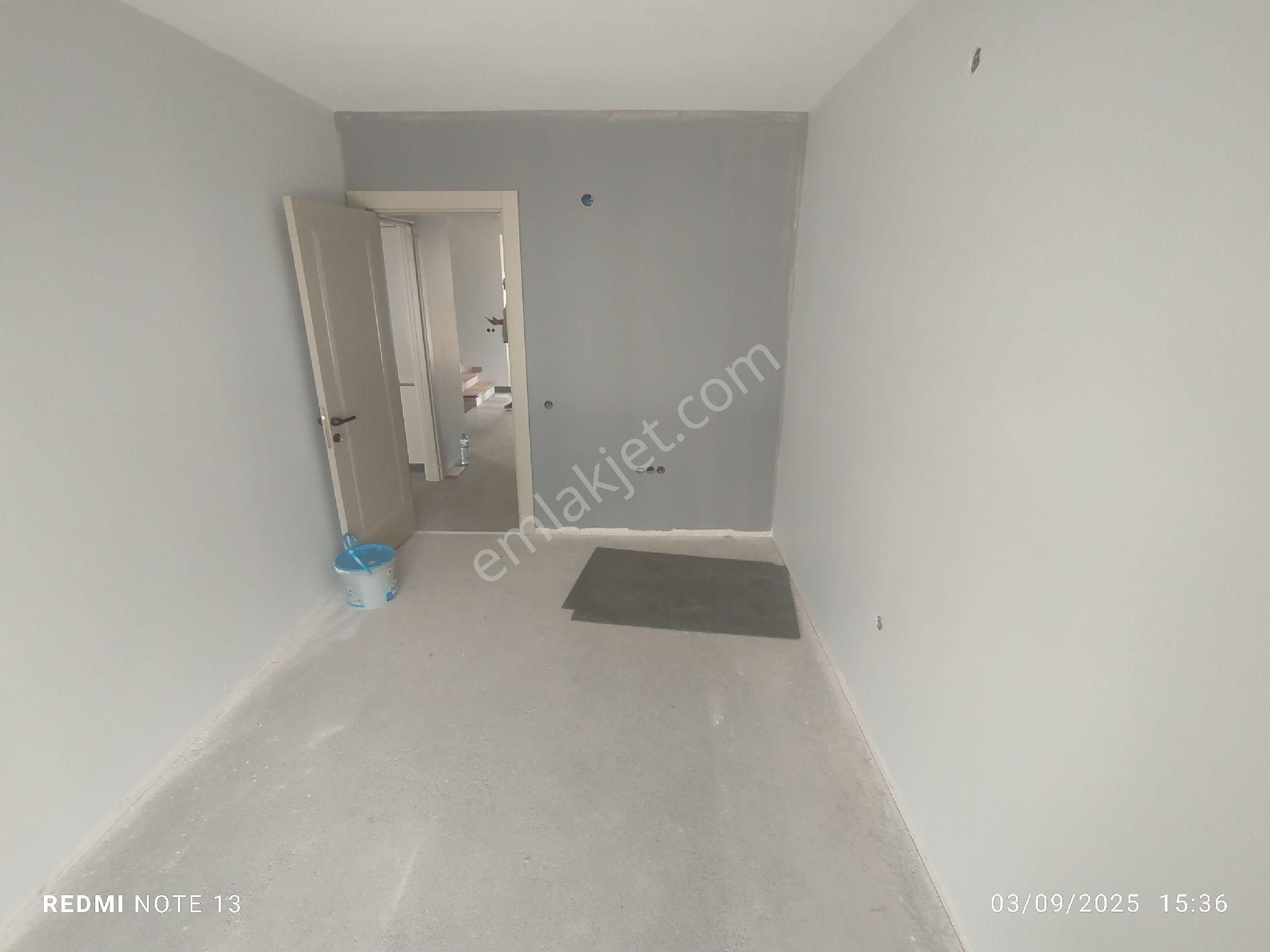 Baglıcada Satılık 4+2 Villa 3kat 500 Metre Arsası - Görsel 16