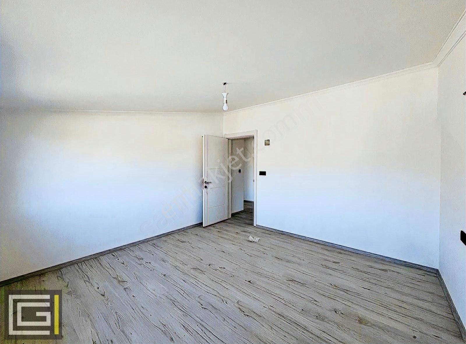 Taşyaka'da Avm Yanında Asansörlü Sıfır 3+1 Ferah Çatı Dubleks! - Görsel 9