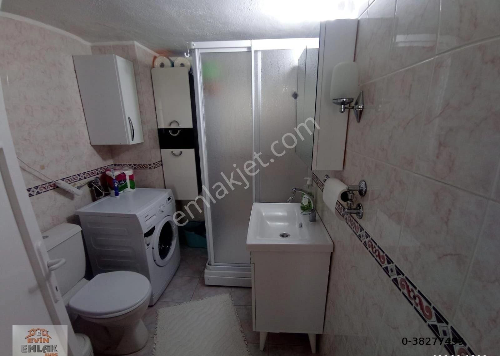 Güzelyalı Ortaokulu Yakını Köşe 3.arakat 2+1 Doğalgalı Daire - Görsel 23