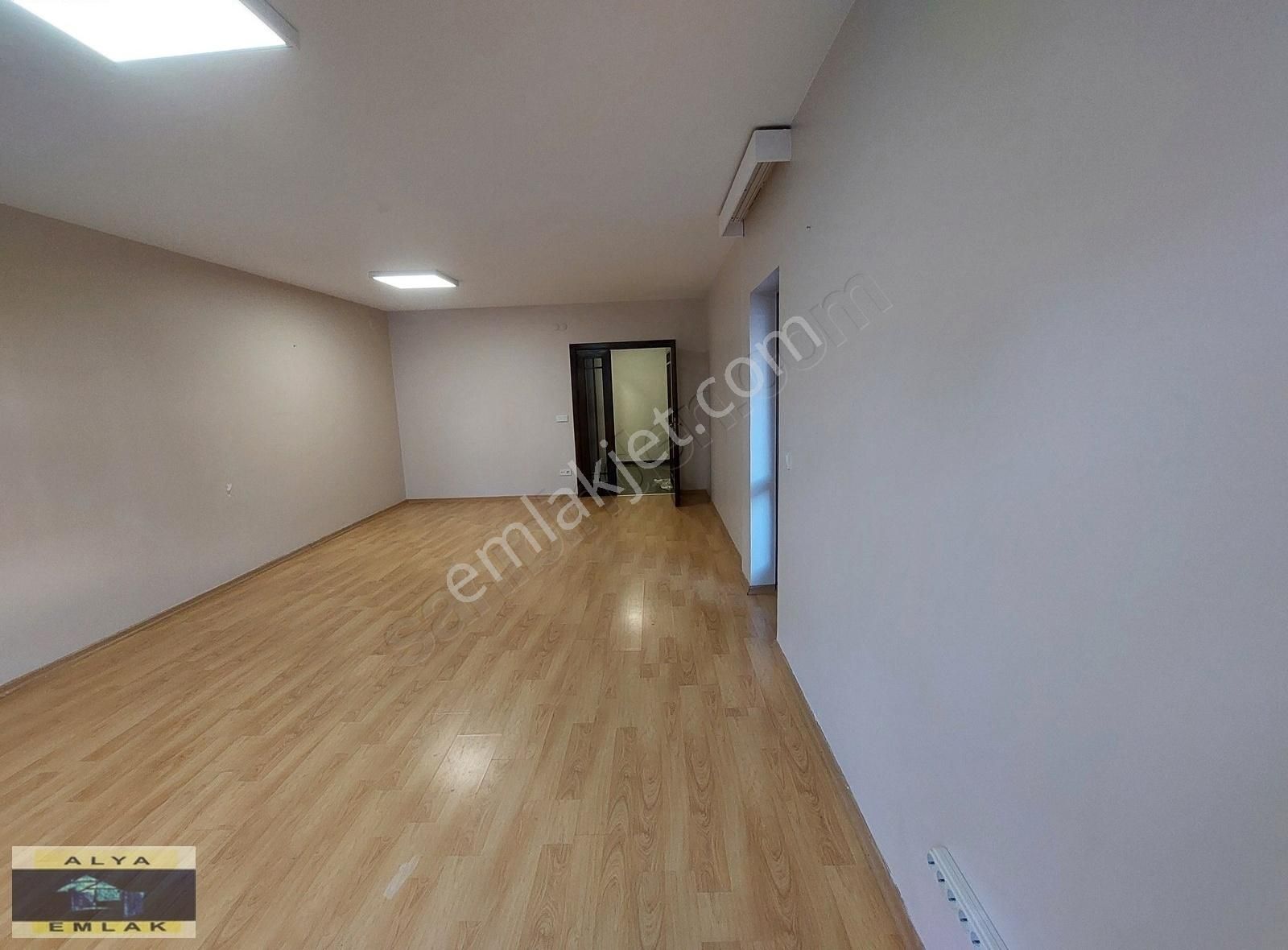 Bahçeşehir Defne Adasında 3+1 Satılık Boş 1. Kat Daire - Görsel 8