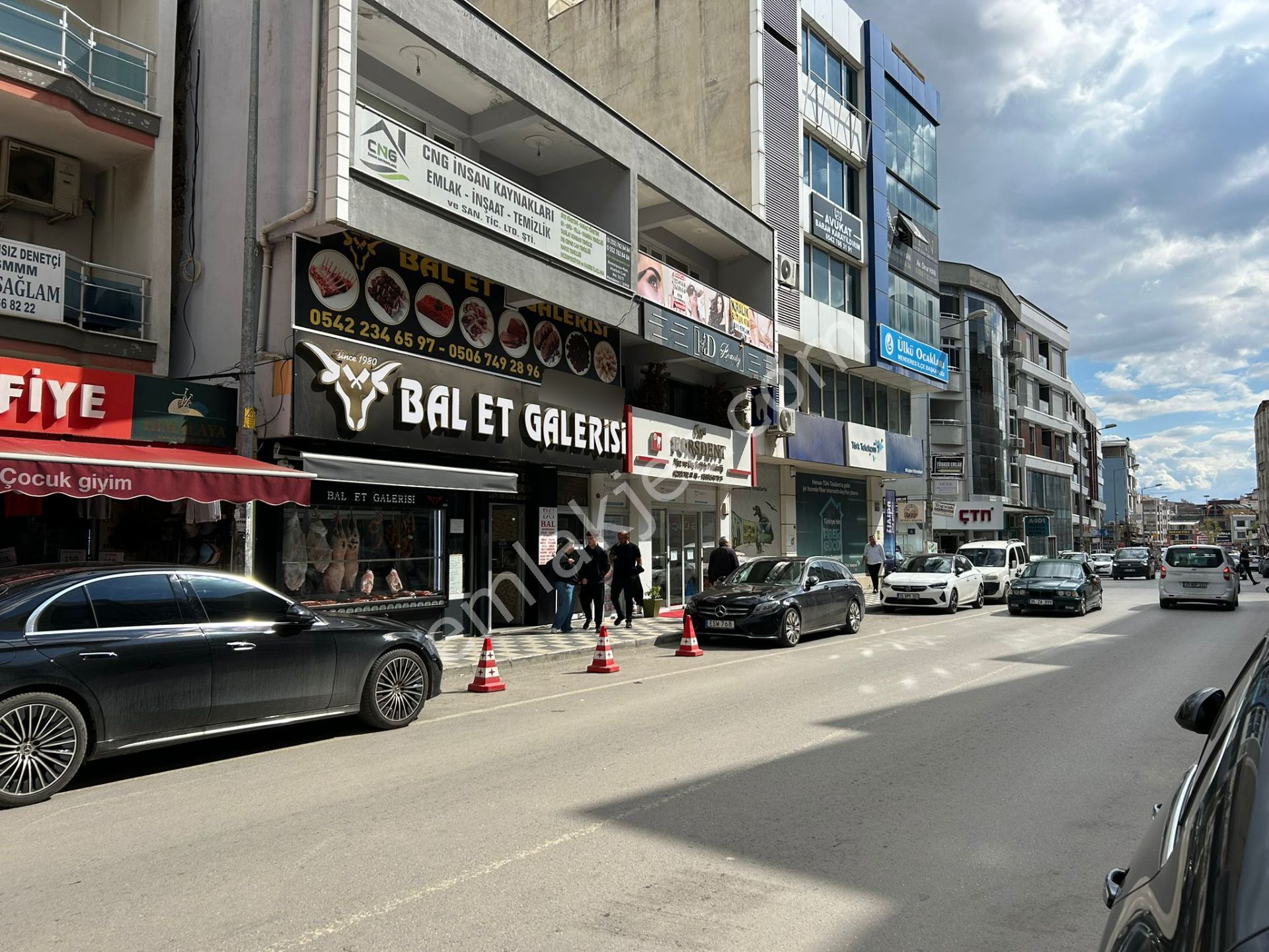 Bal Gayrimenkulden-atatürk Caddesinde 300 M2 Devirli Dükkan - Görsel 3