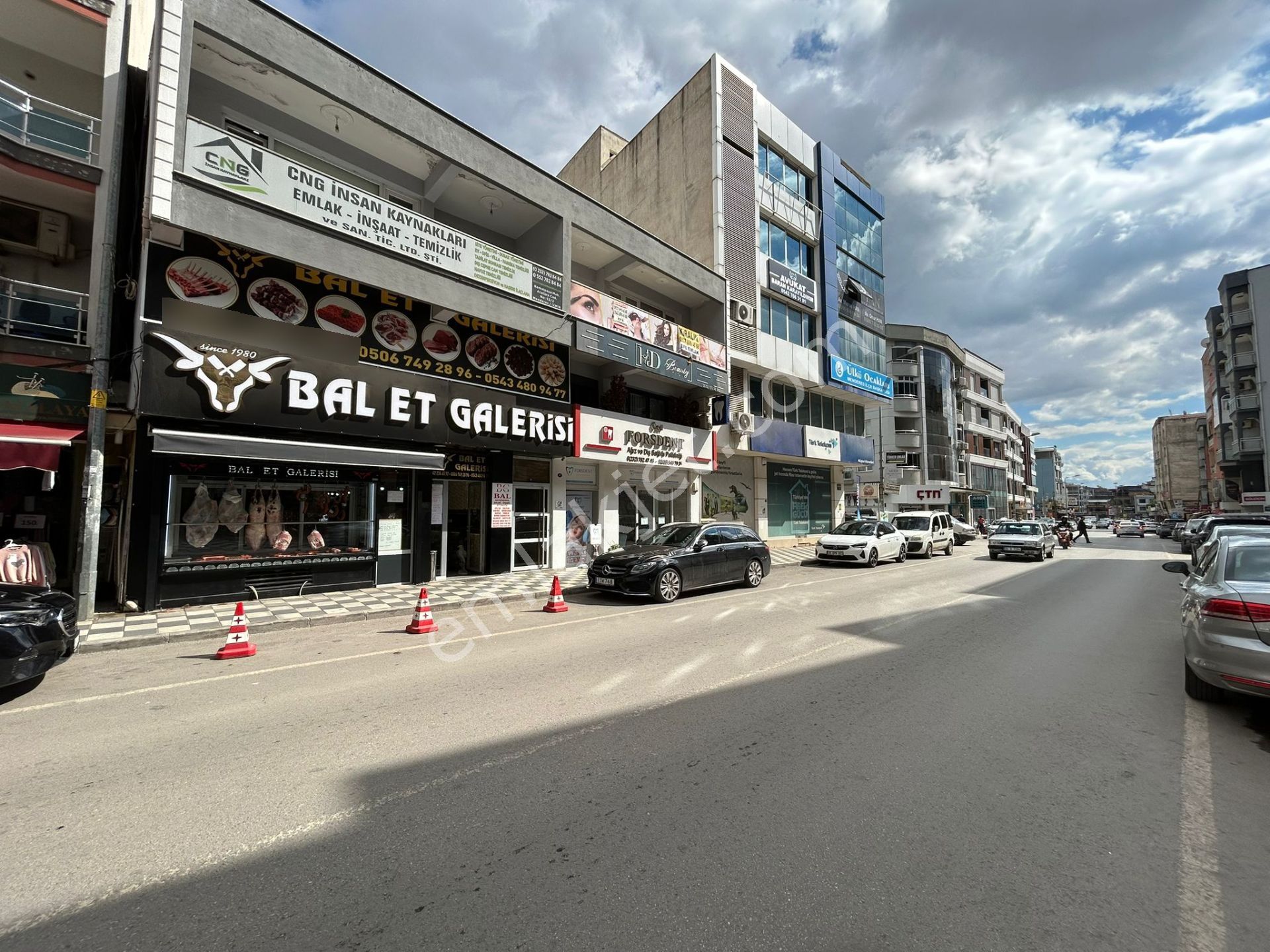 Bal Gayrimenkulden-atatürk Caddesinde 300 M2 Devirli Dükkan - Görsel 11