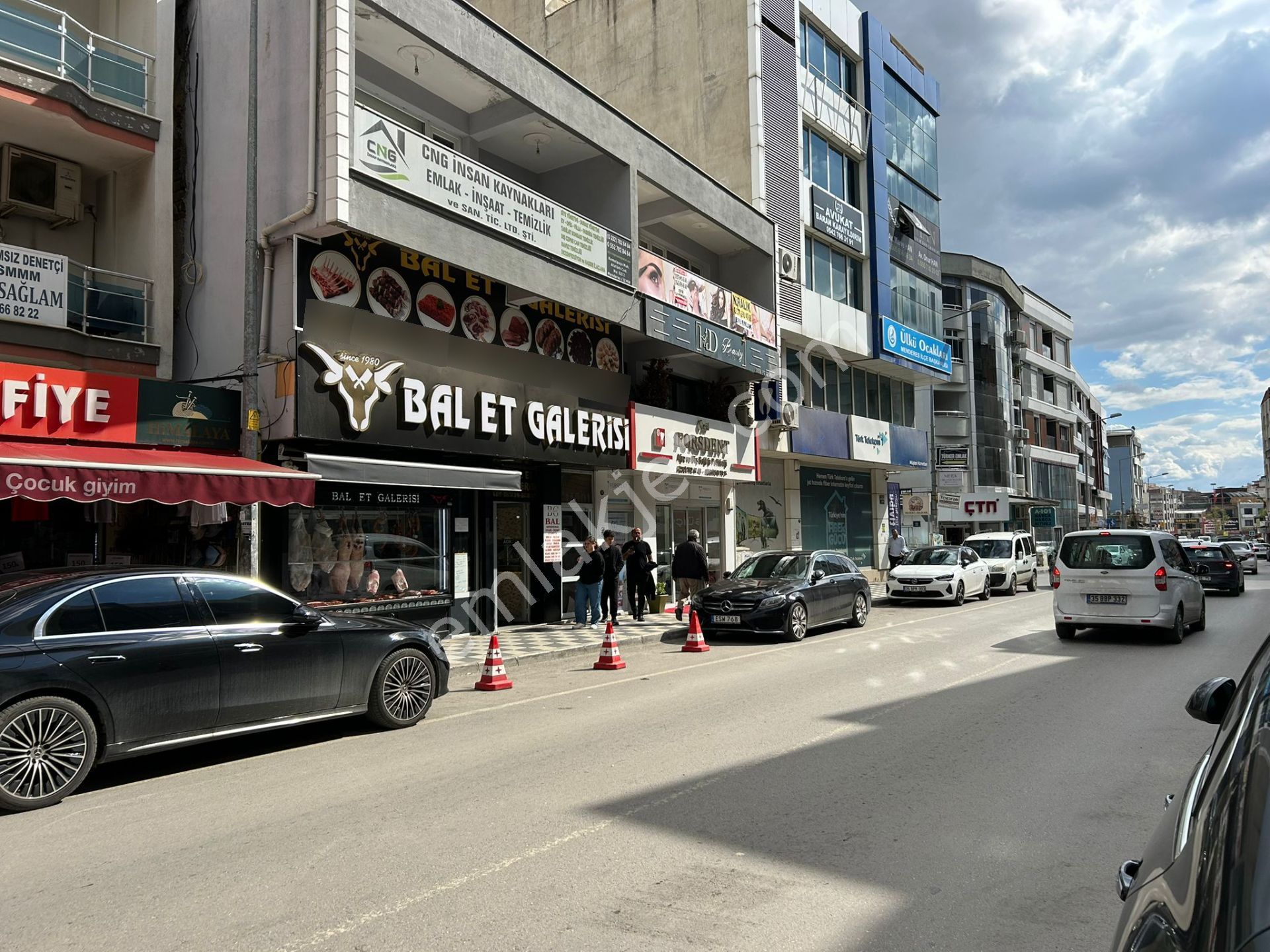 Bal Gayrimenkulden-atatürk Caddesinde 300 M2 Devirli Dükkan - Görsel 13