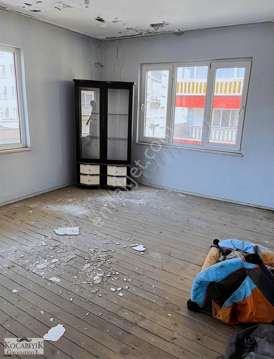 Kocabıyık Gayrimenkul'den Lozan Caddesi Köşe Parsel 3+1 Daire - Görsel 3