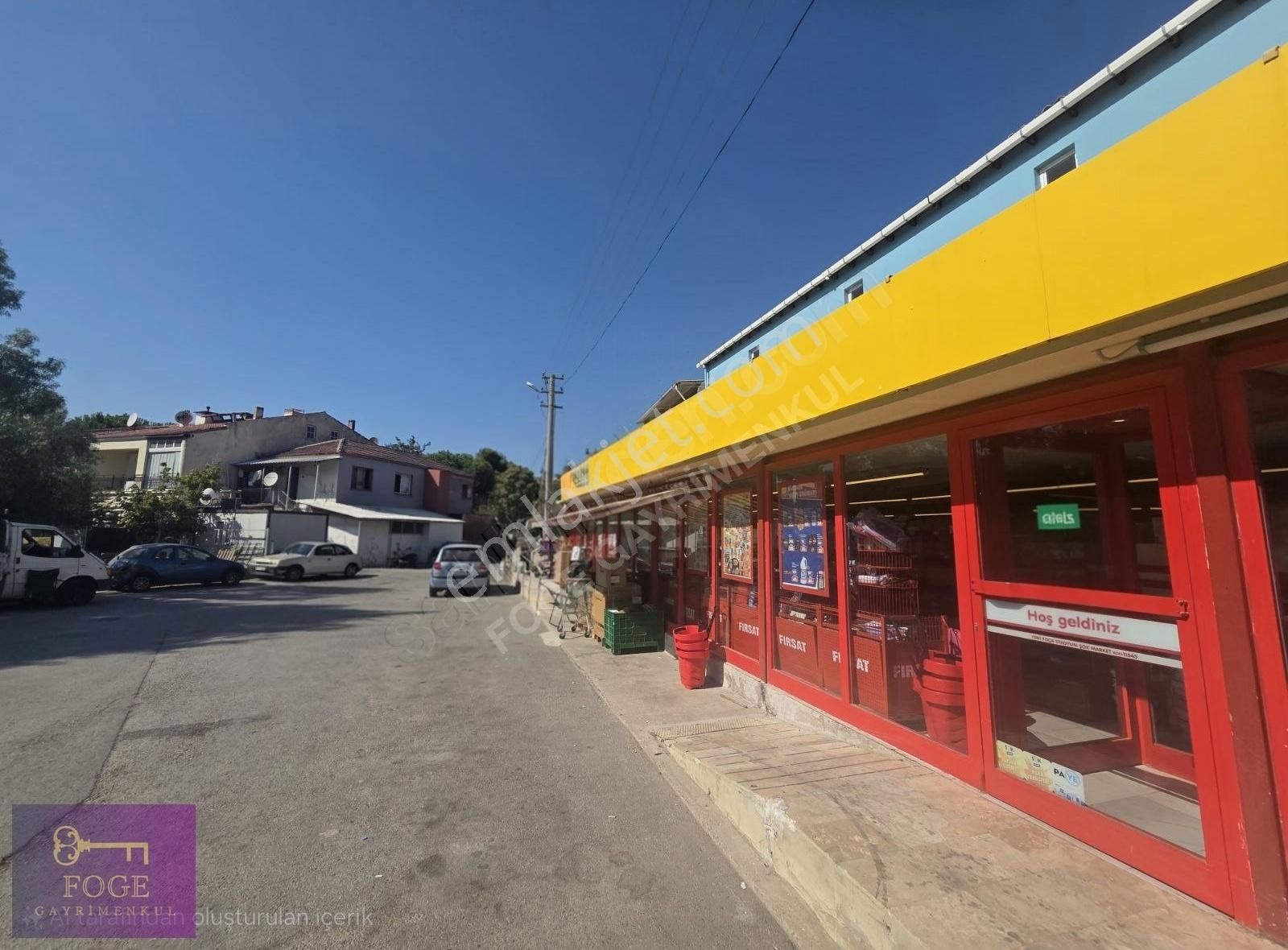 Yenifoça'nın Kalbinde Dükkan Ve Meskenden Oluşan Satılık Bina - Görsel 5