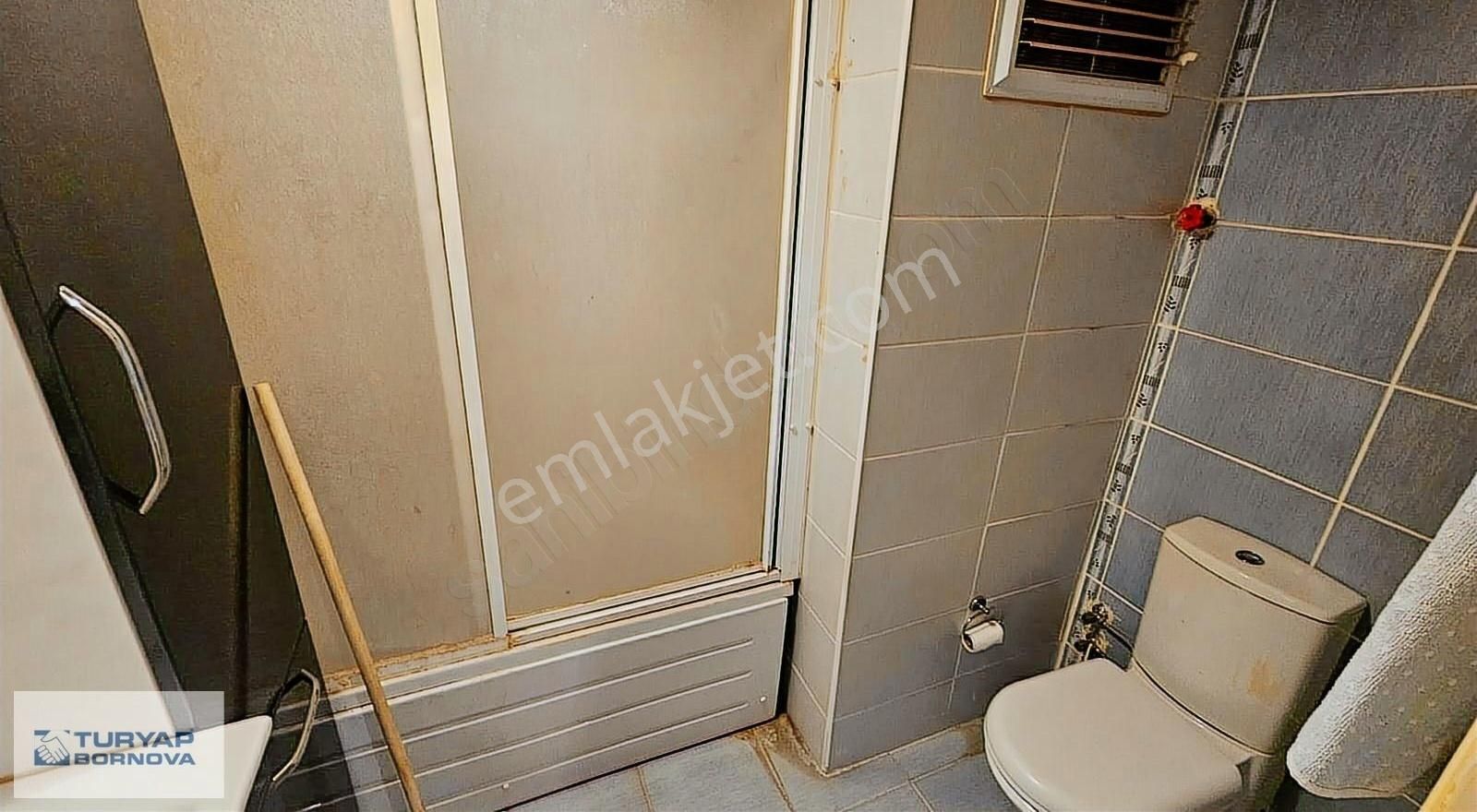 Körfez Mahallesinde Deniz Manzaralı Geniş Köşe Satılık 3+1 Daire - Görsel 8