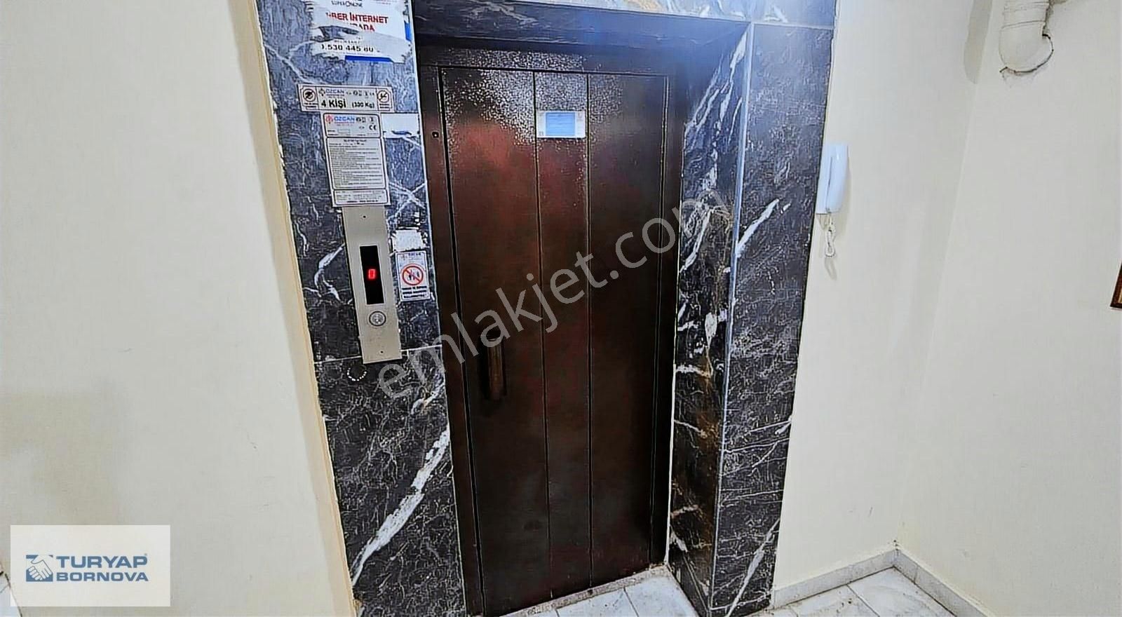 Körfez Mahallesinde Deniz Manzaralı Geniş Köşe Satılık 3+1 Daire - Görsel 32