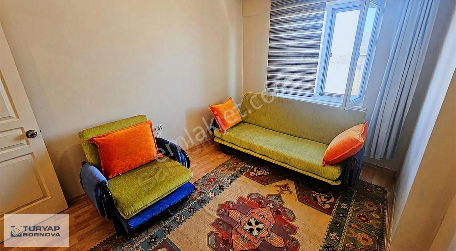 Körfez Mahallesinde Deniz Manzaralı Geniş Köşe Satılık 3+1 Daire - Görsel 5