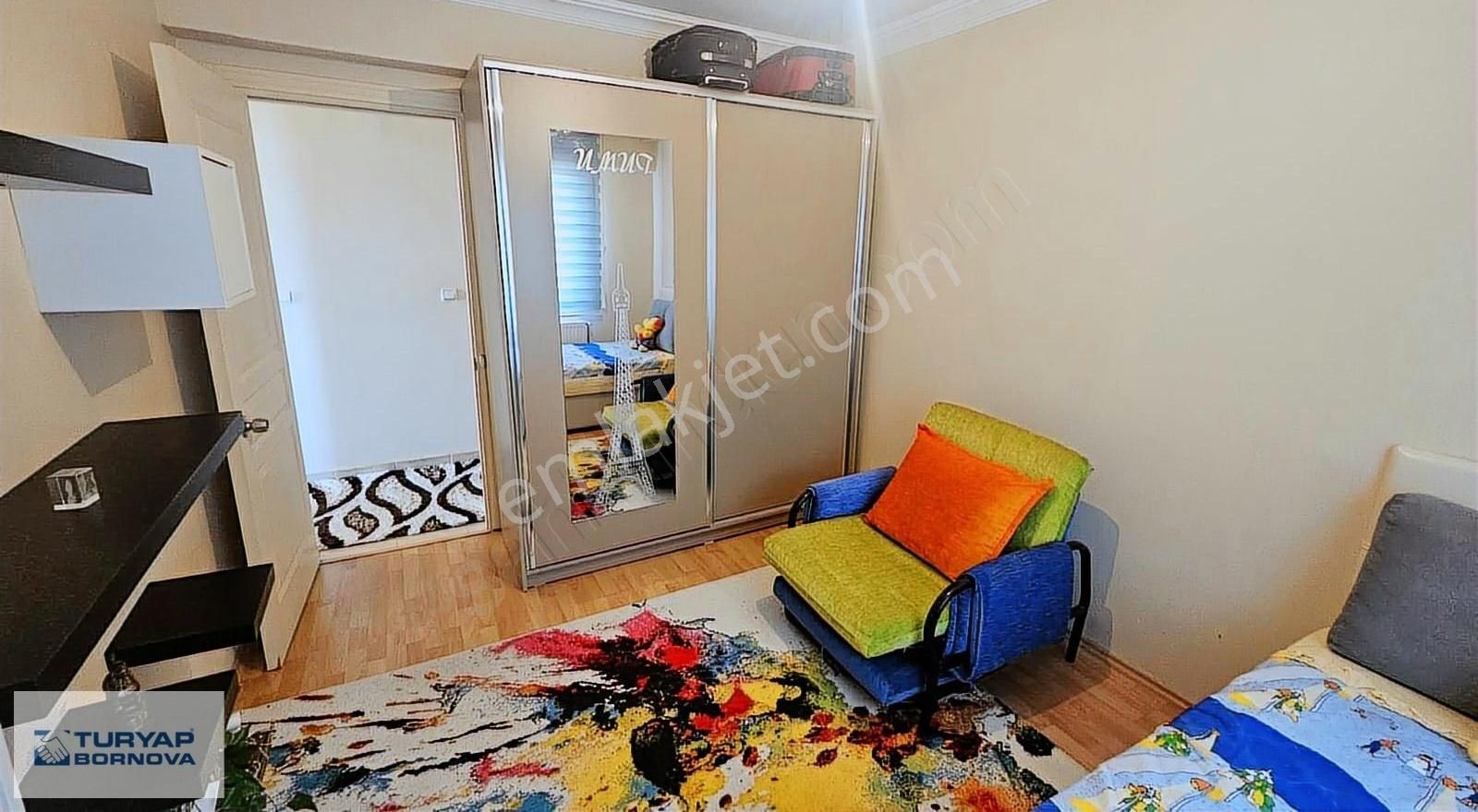 Körfez Mahallesinde Deniz Manzaralı Geniş Köşe Satılık 3+1 Daire - Görsel 6