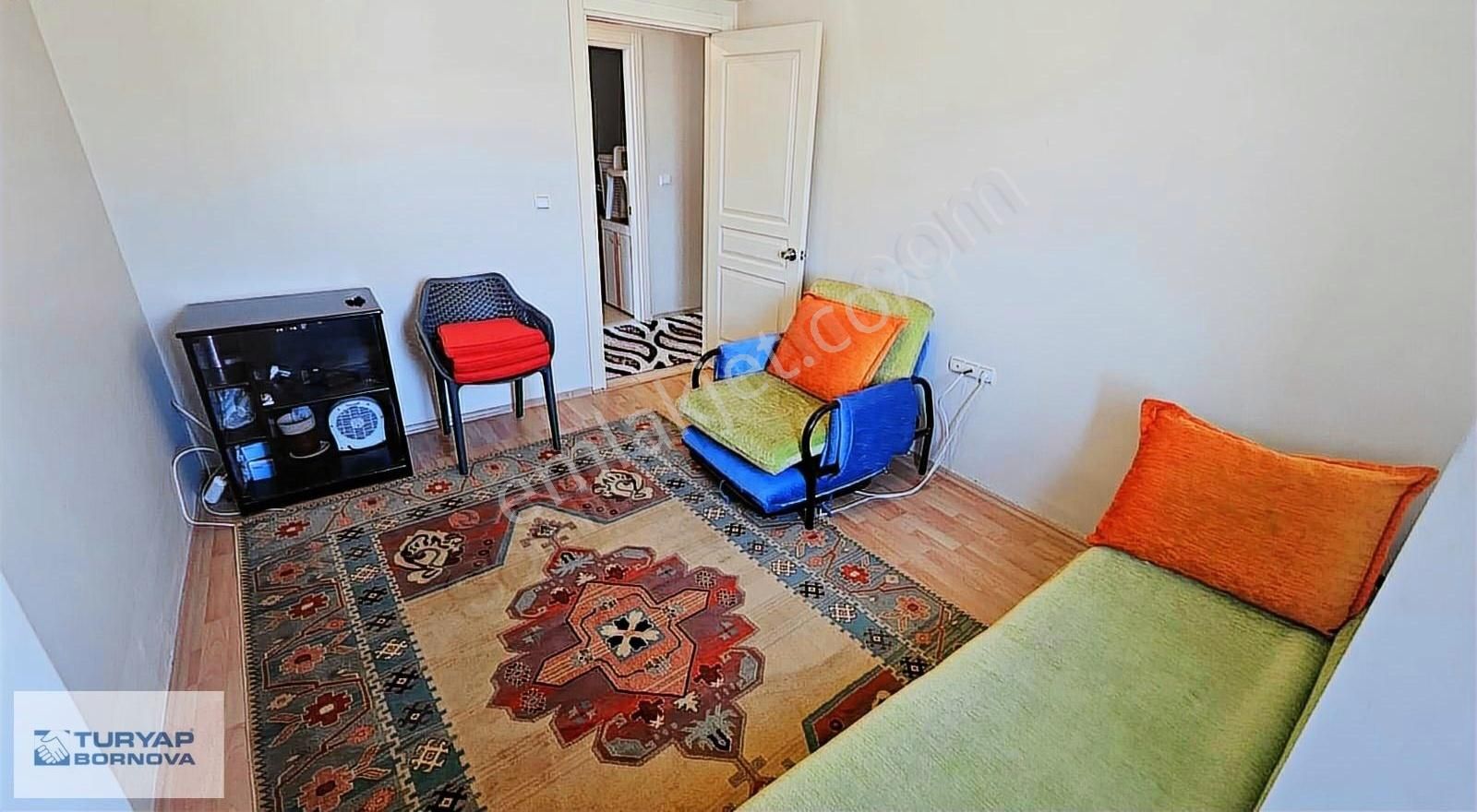 Körfez Mahallesinde Deniz Manzaralı Geniş Köşe Satılık 3+1 Daire - Görsel 14