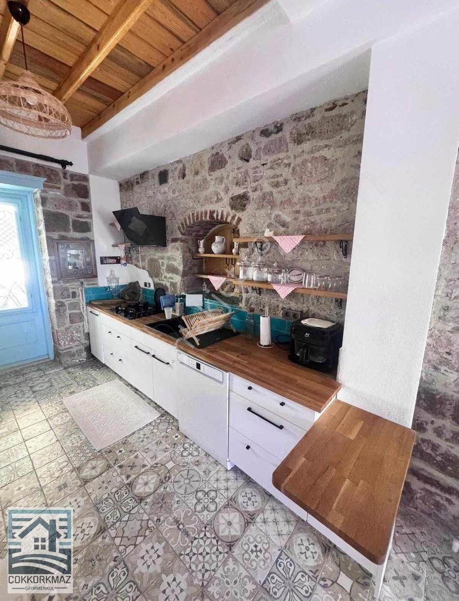 Çokkorkmazdan Kiralık Ayvalık Merkezde Taş Villa - Görsel 5