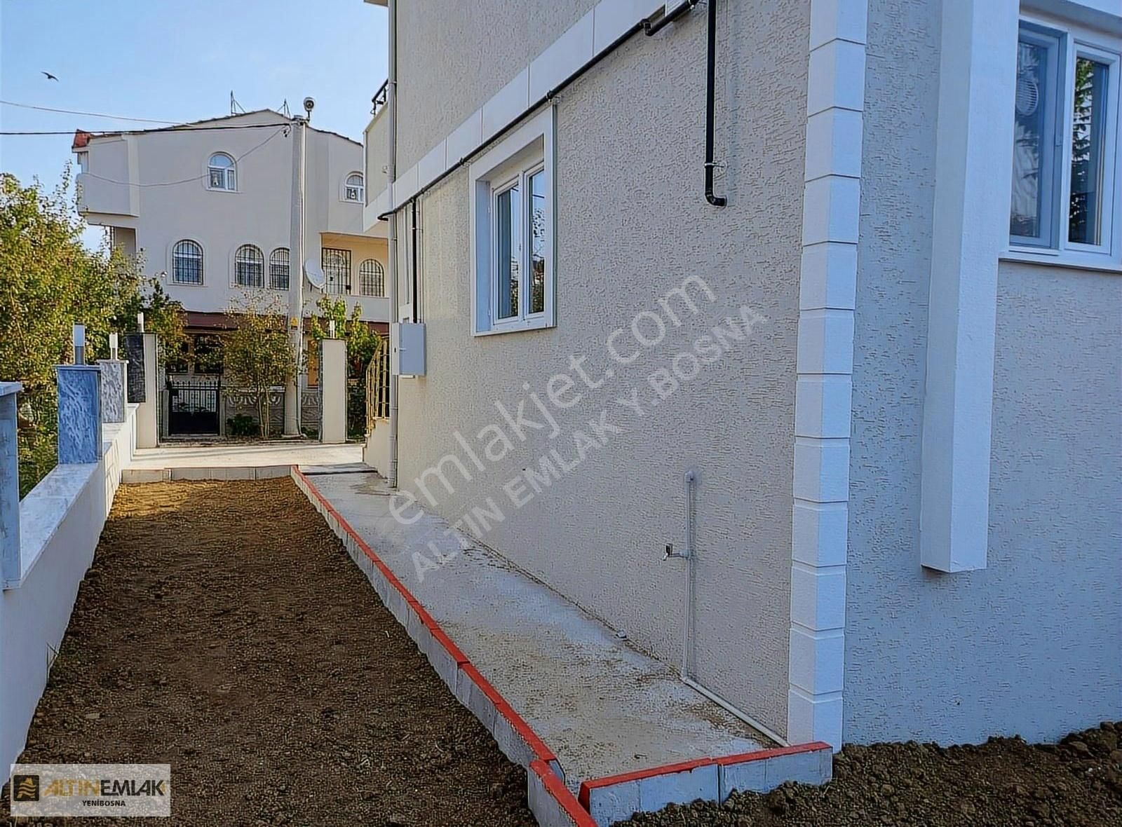 Marmara Ereğlisi'nde Müstakil Bahçeli, Deniz Manzaralı 4+1 Villa - Görsel 15