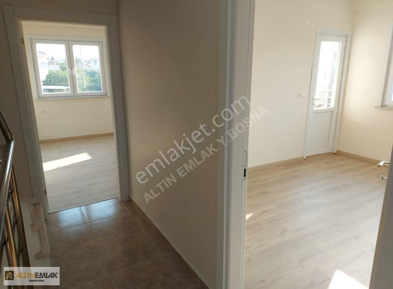 Marmara Ereğlisi'nde Müstakil Bahçeli, Deniz Manzaralı 4+1 Villa - Görsel 5