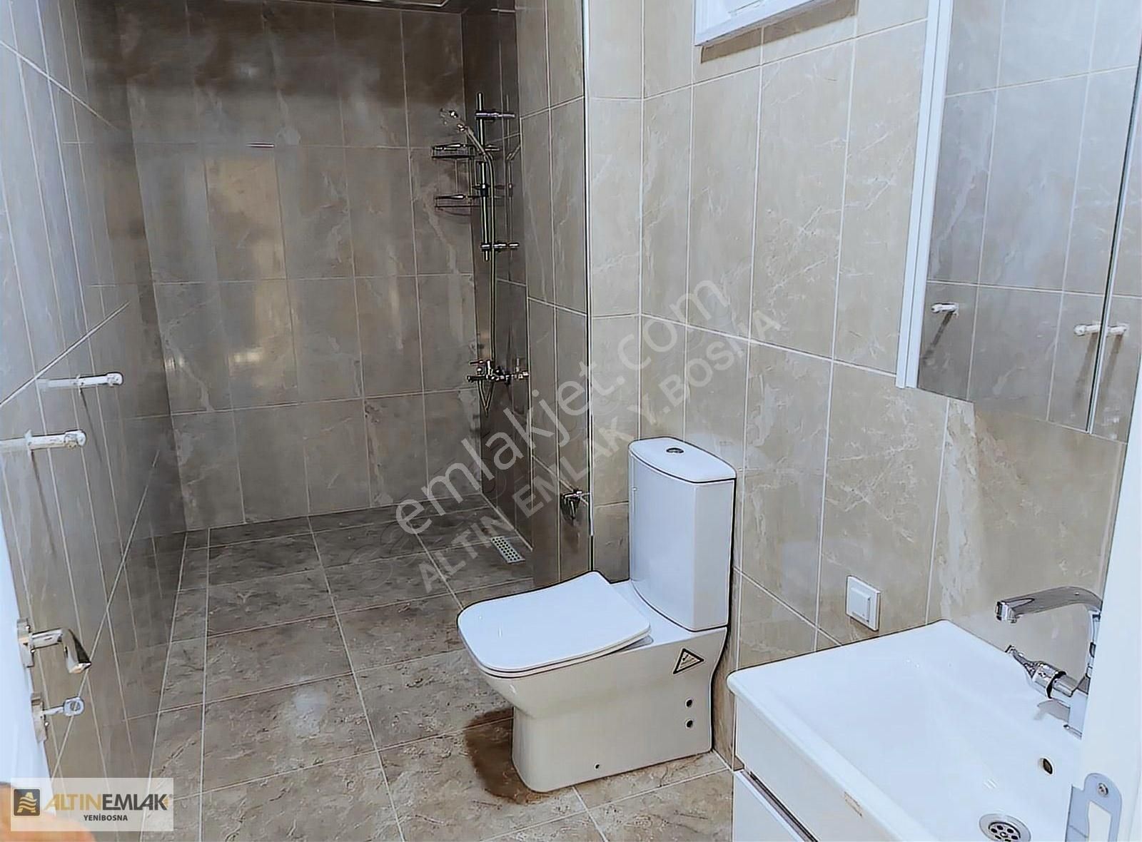 Marmara Ereğlisi'nde Müstakil Bahçeli, Deniz Manzaralı 4+1 Villa - Görsel 2