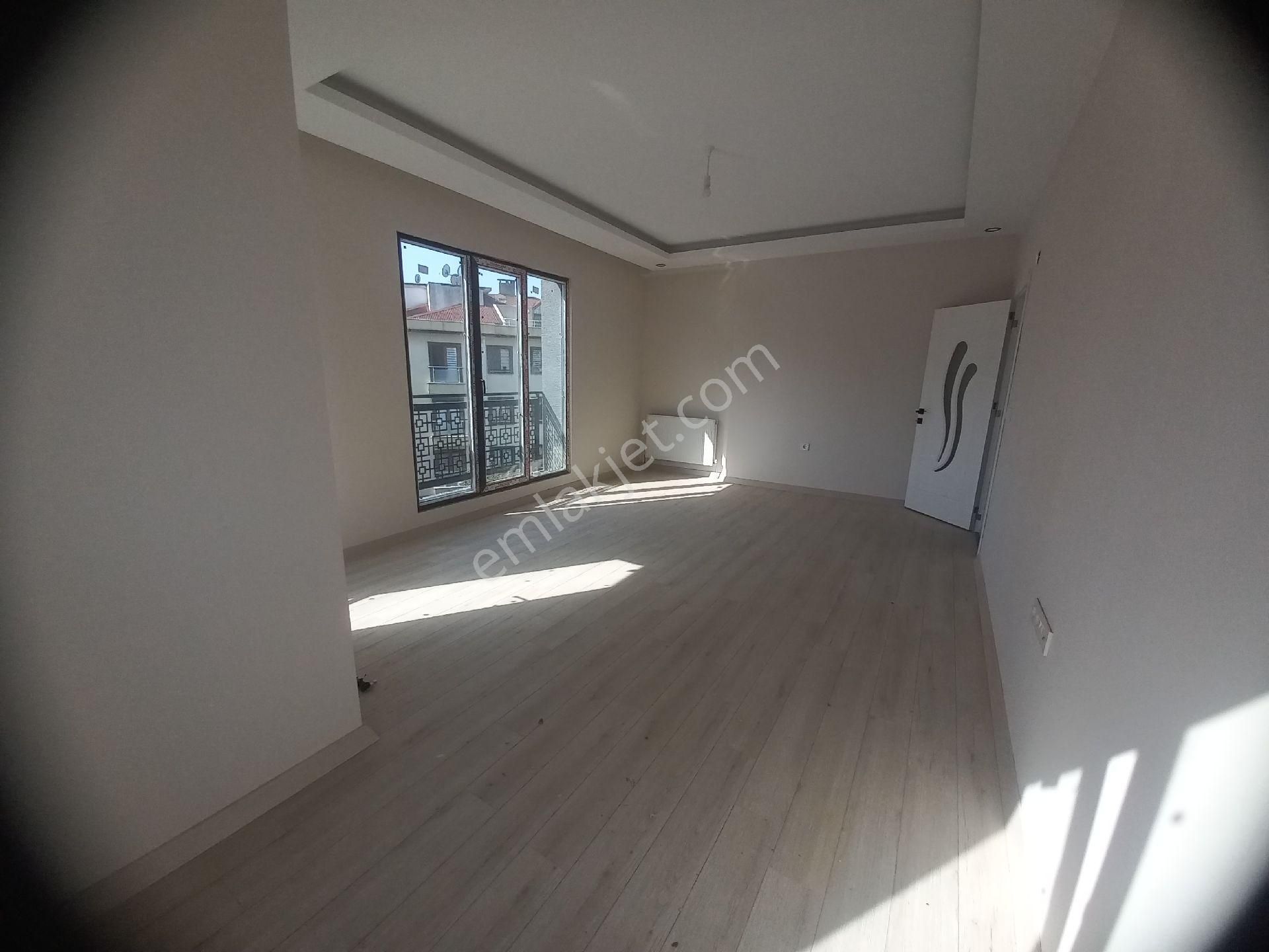 Yukarı Dudullu Mahallesinde Satılık 2+1 Daire - Görsel 14