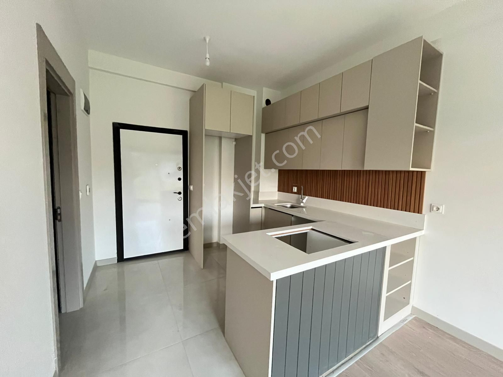 Avsallar Mh Aktiviteli Sitede Bahçeli 1+1 Satılık Daire - Görsel 19