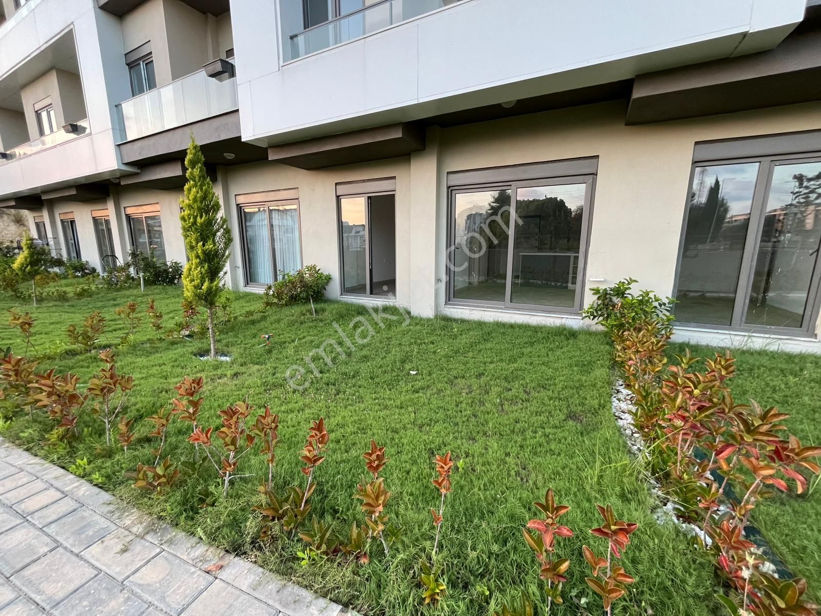 Avsallar Mh Aktiviteli Sitede Bahçeli 1+1 Satılık Daire - Görsel 26
